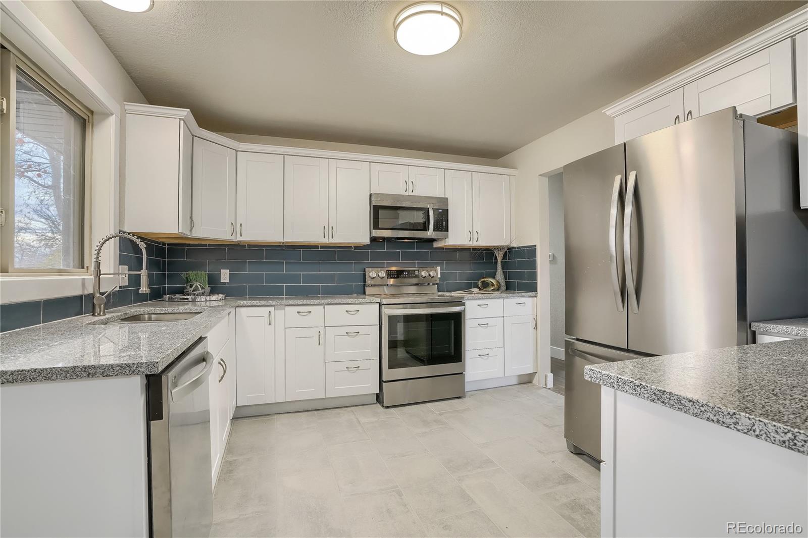 MLS Image #3 for 5418 s king street,littleton, Colorado