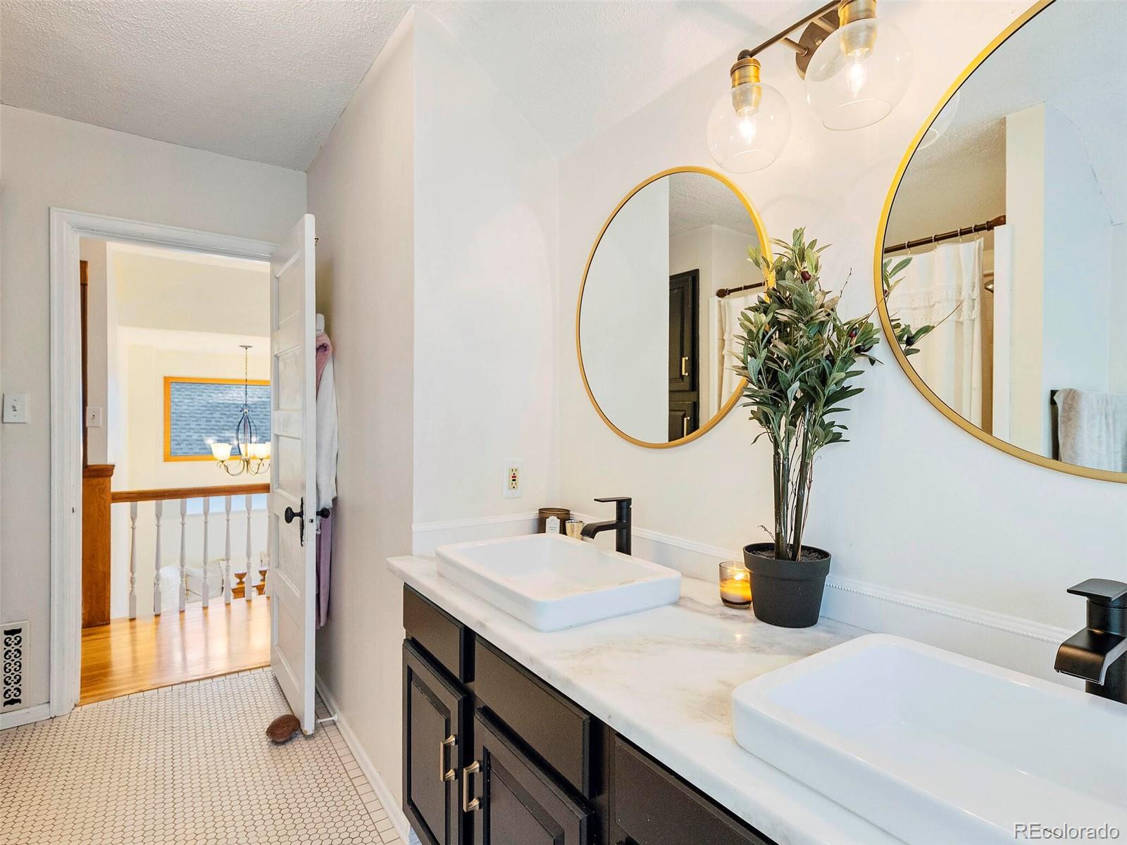 MLS Image #25 for 1730 n nevada avenue,colorado springs, Colorado