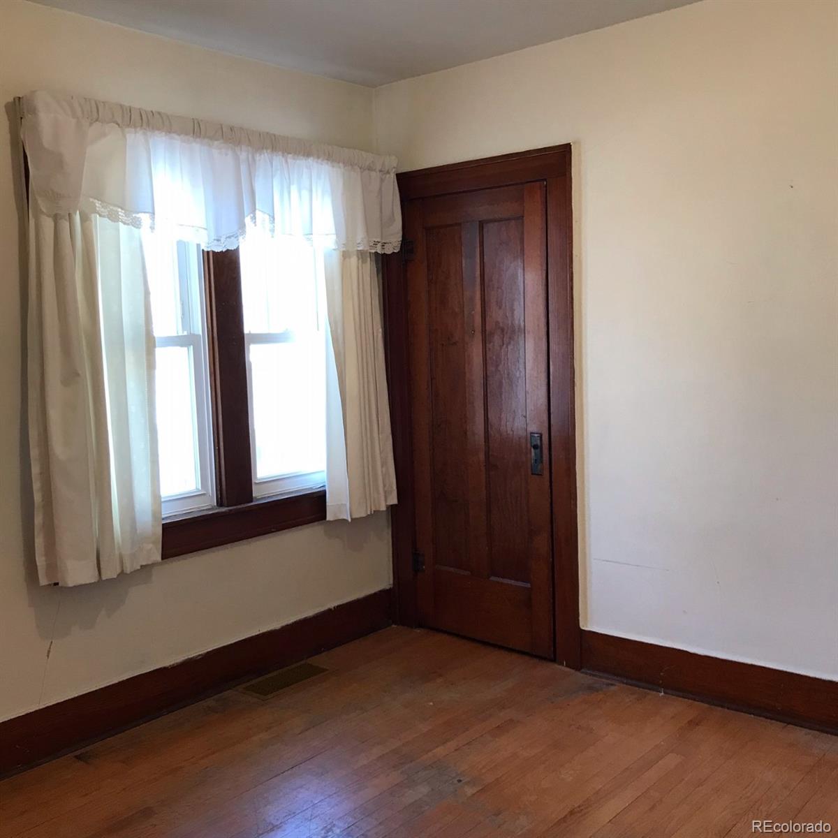 MLS Image #7 for 740  f avenue,limon, Colorado