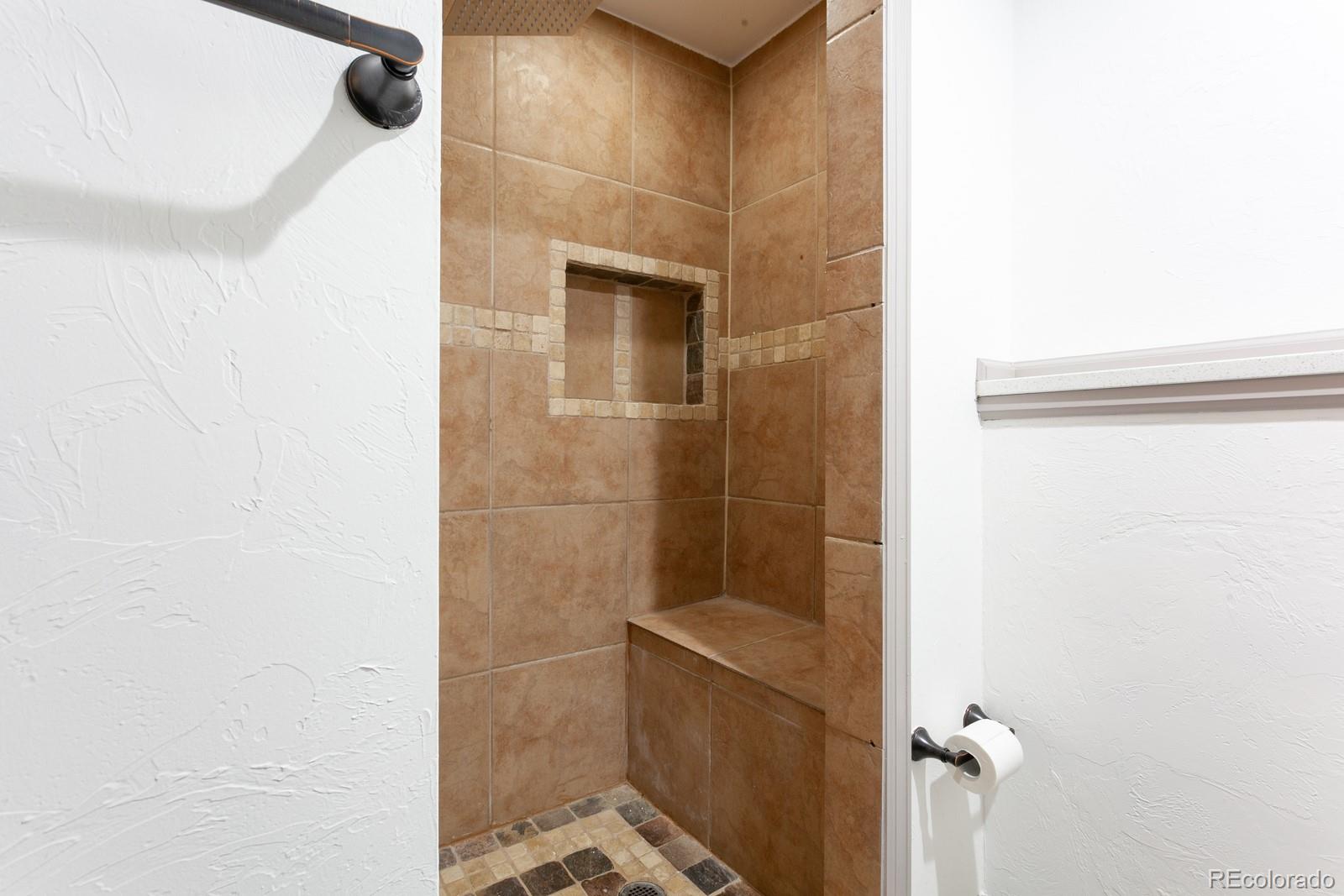 MLS Image #14 for 951 s alcott street,denver, Colorado