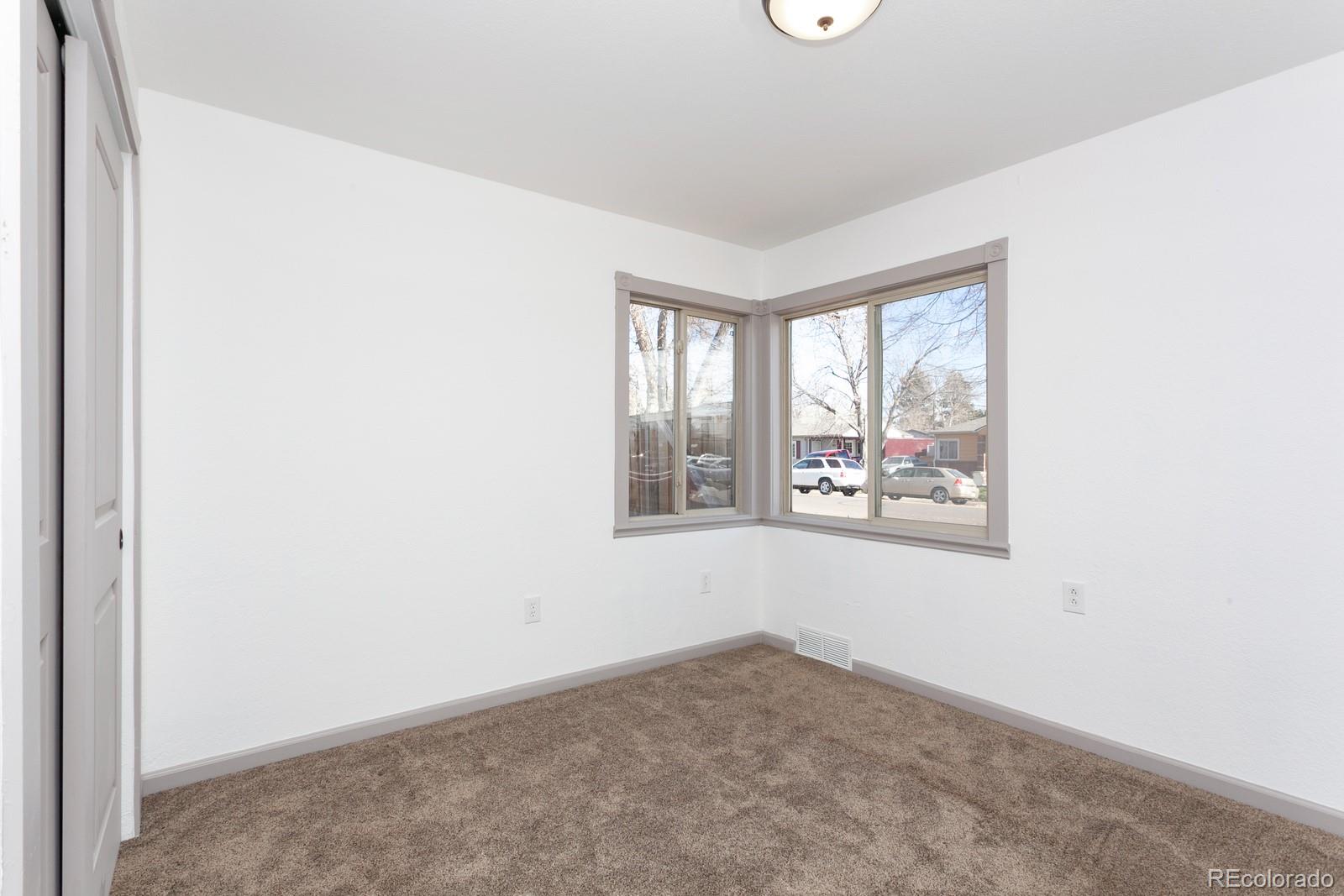 MLS Image #15 for 951 s alcott street,denver, Colorado