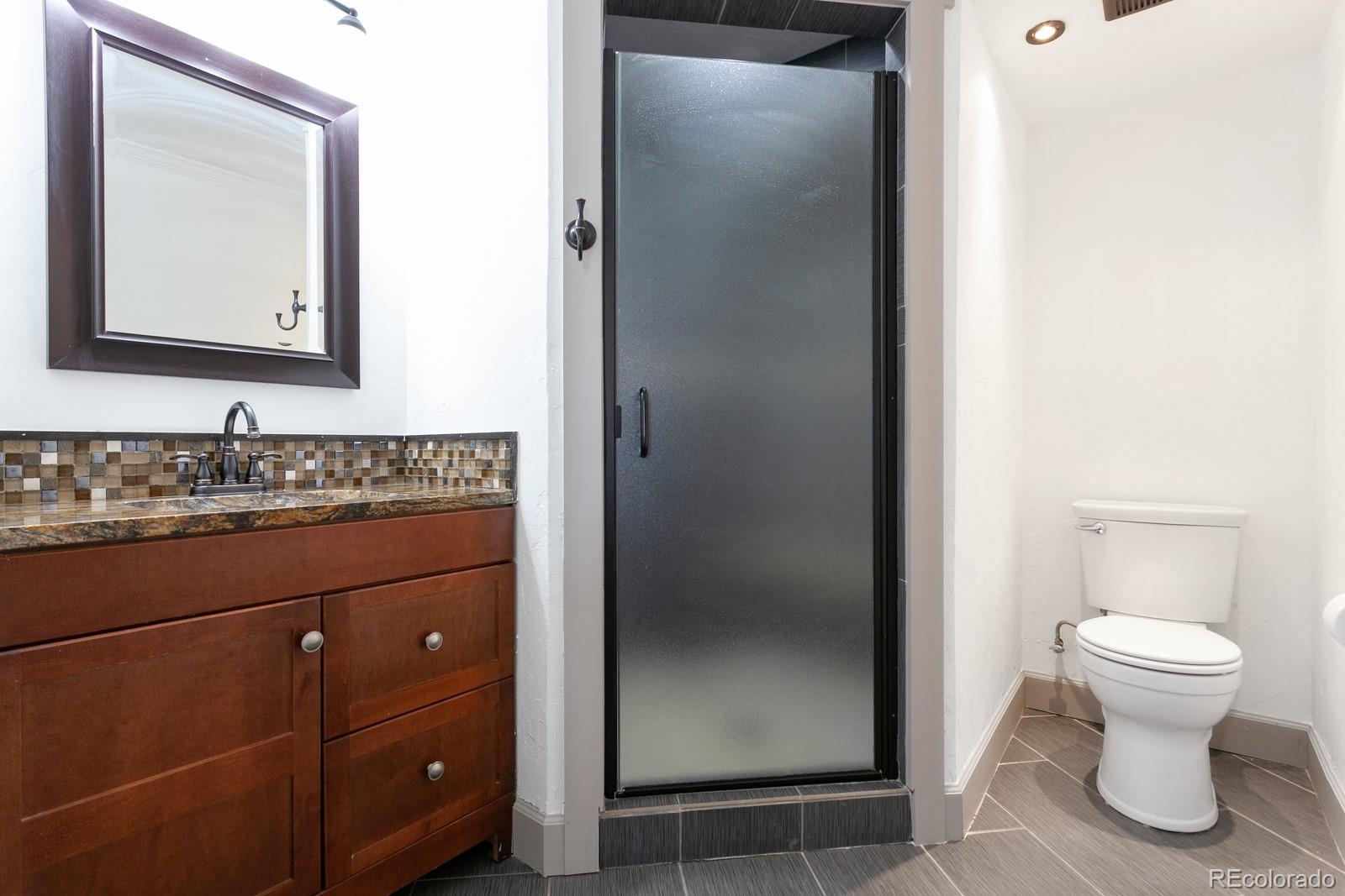 MLS Image #16 for 951 s alcott street,denver, Colorado