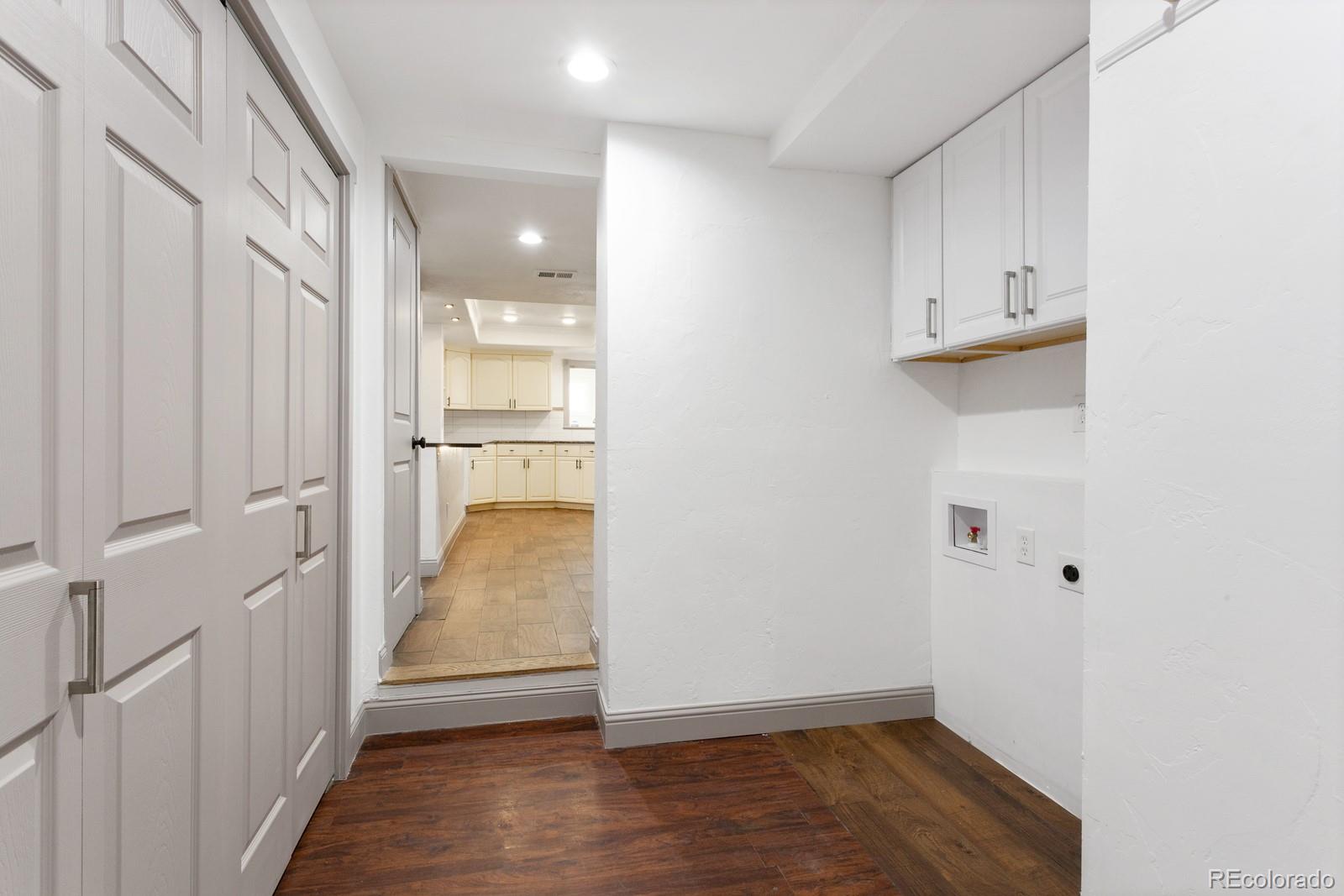 MLS Image #17 for 951 s alcott street,denver, Colorado