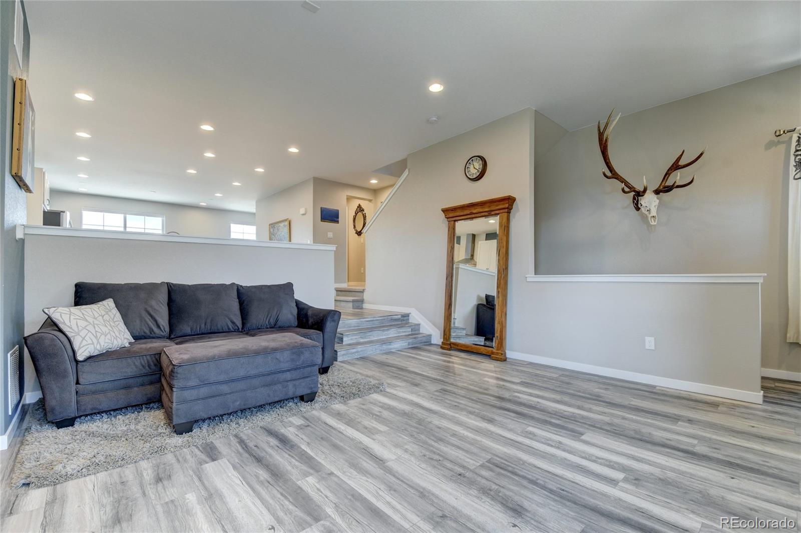 MLS Image #6 for 8986  delacorte street,highlands ranch, Colorado