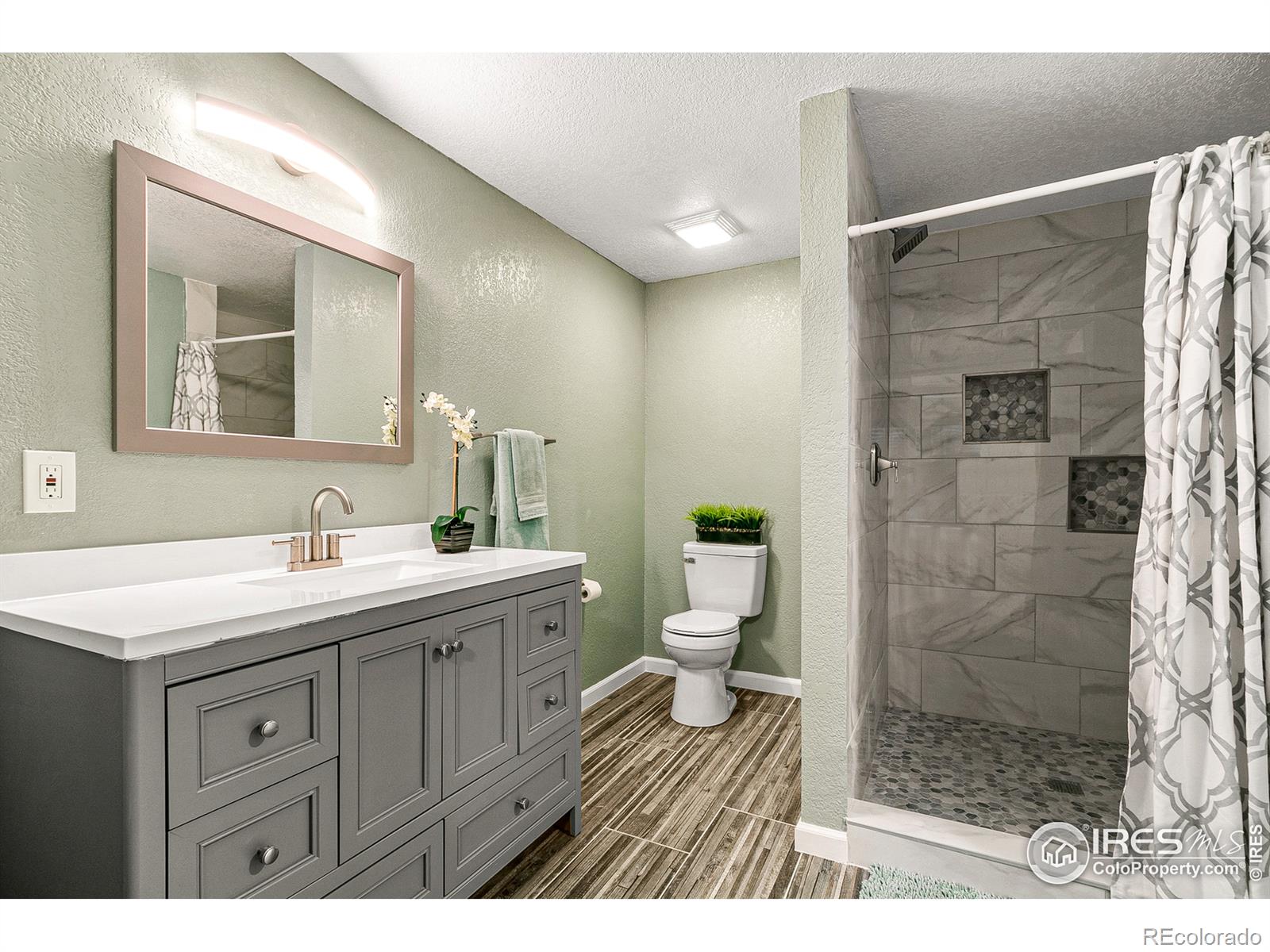 MLS Image #32 for 2319  creekside drive,longmont, Colorado