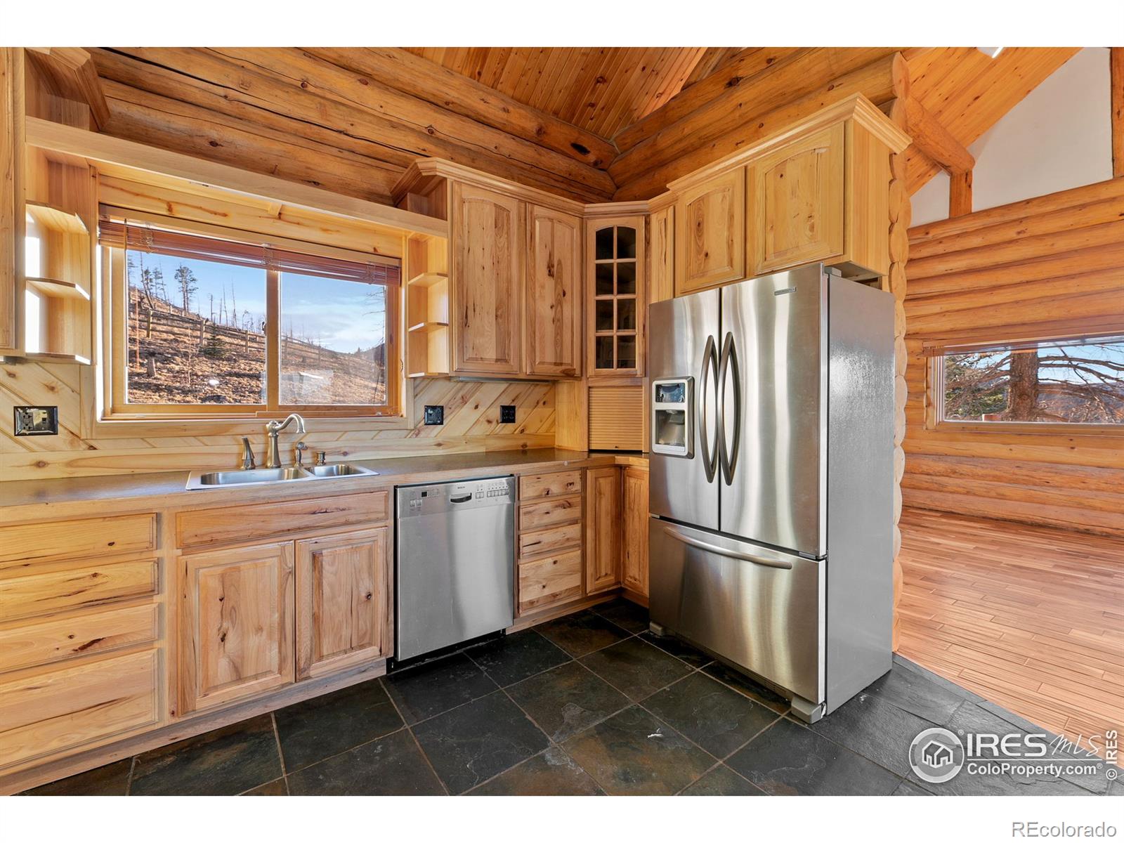 MLS Image #12 for 905  stratton park road,bellvue, Colorado