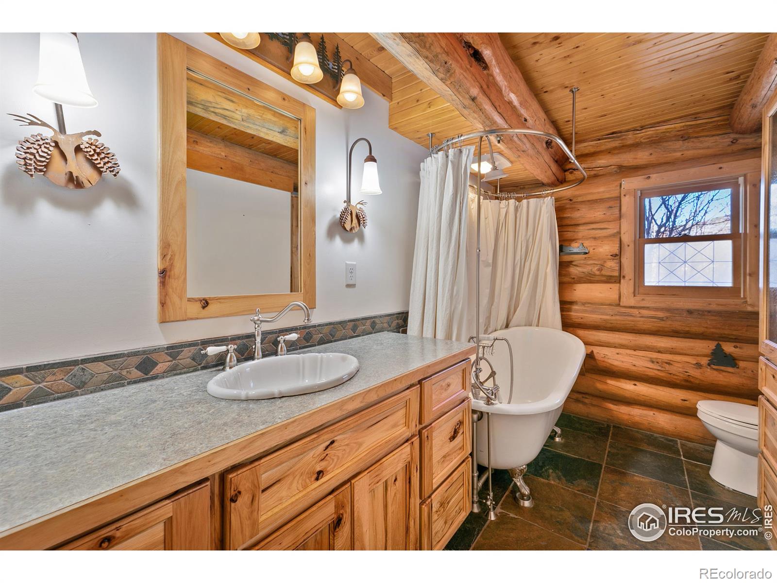 MLS Image #18 for 905  stratton park road,bellvue, Colorado