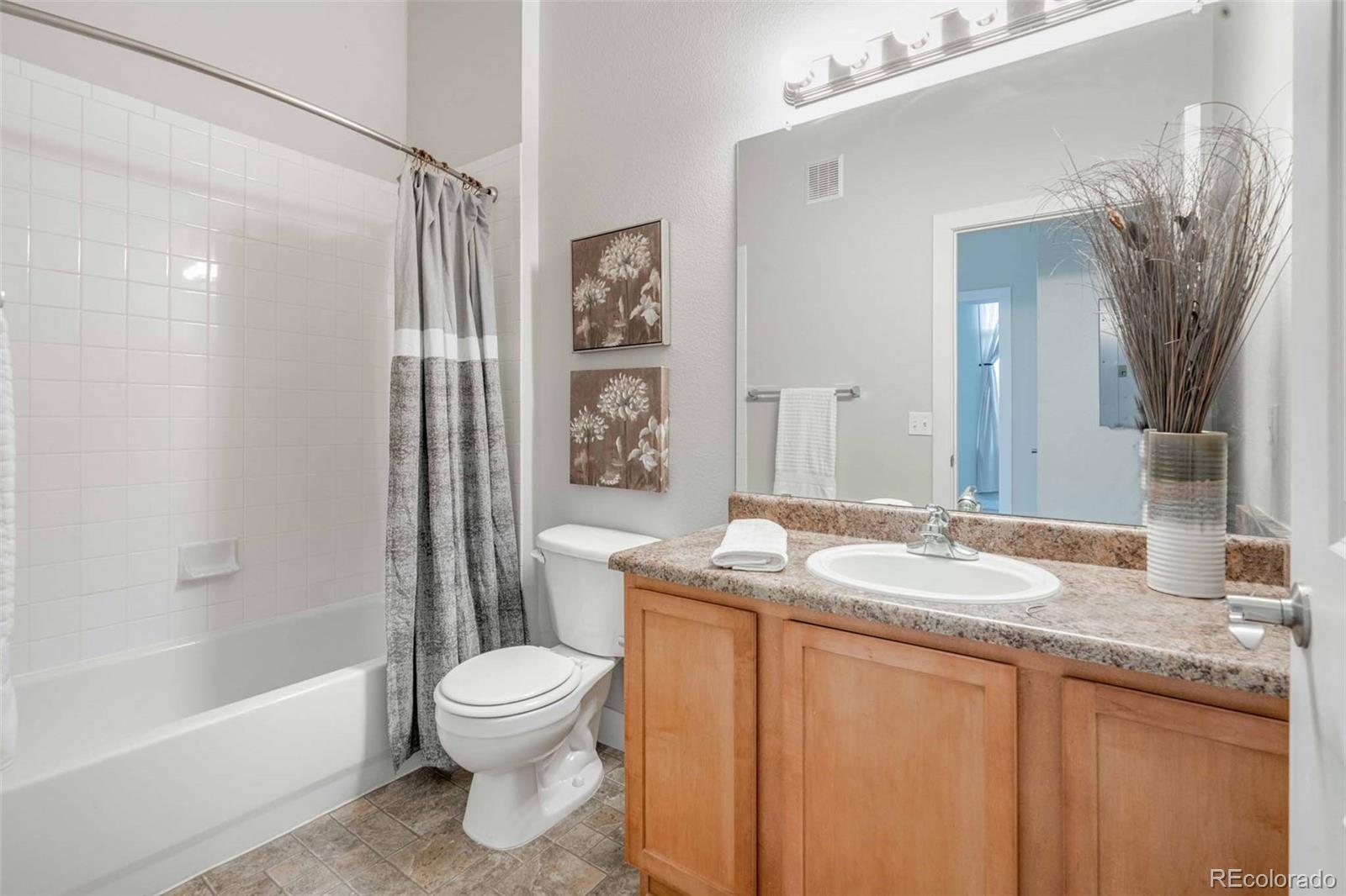 MLS Image #15 for 14321 e tennessee avenue,aurora, Colorado