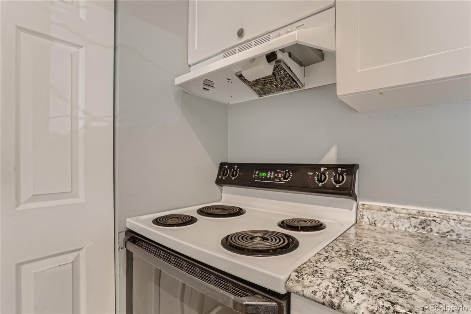 MLS Image #15 for 17451 e union drive,aurora, Colorado