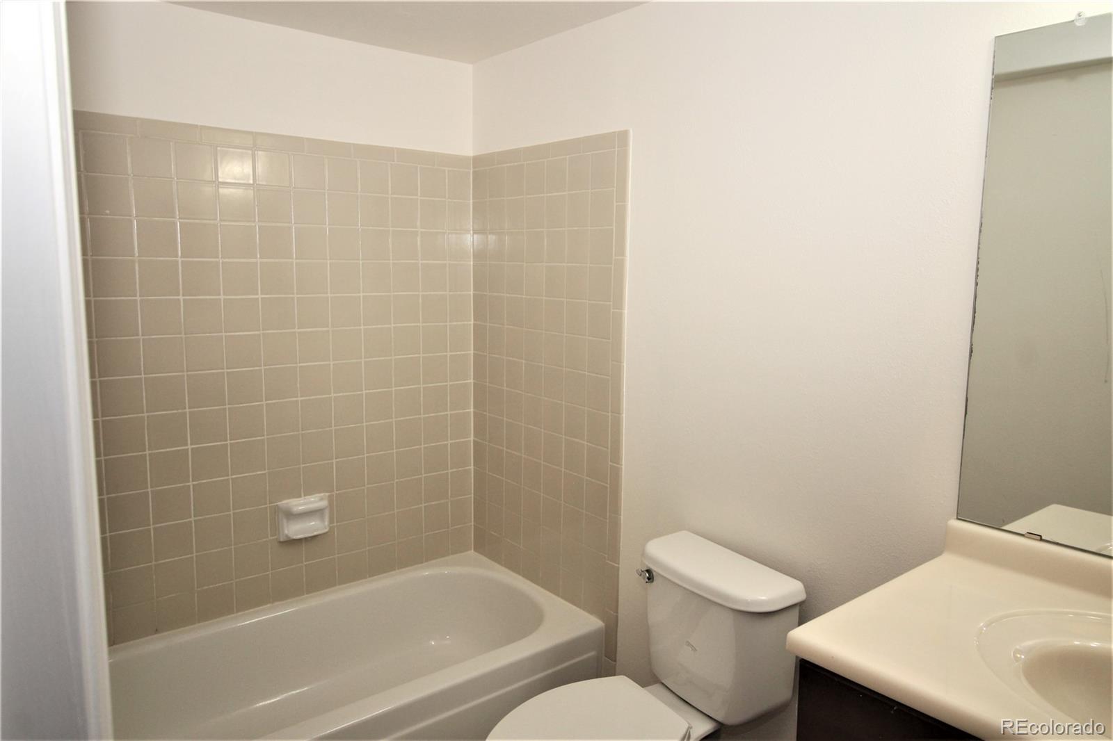 MLS Image #13 for 14806 e 2nd avenue,aurora, Colorado