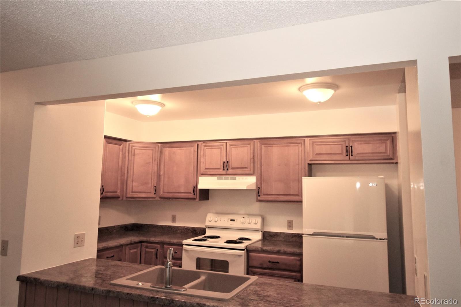 MLS Image #2 for 14806 e 2nd avenue,aurora, Colorado