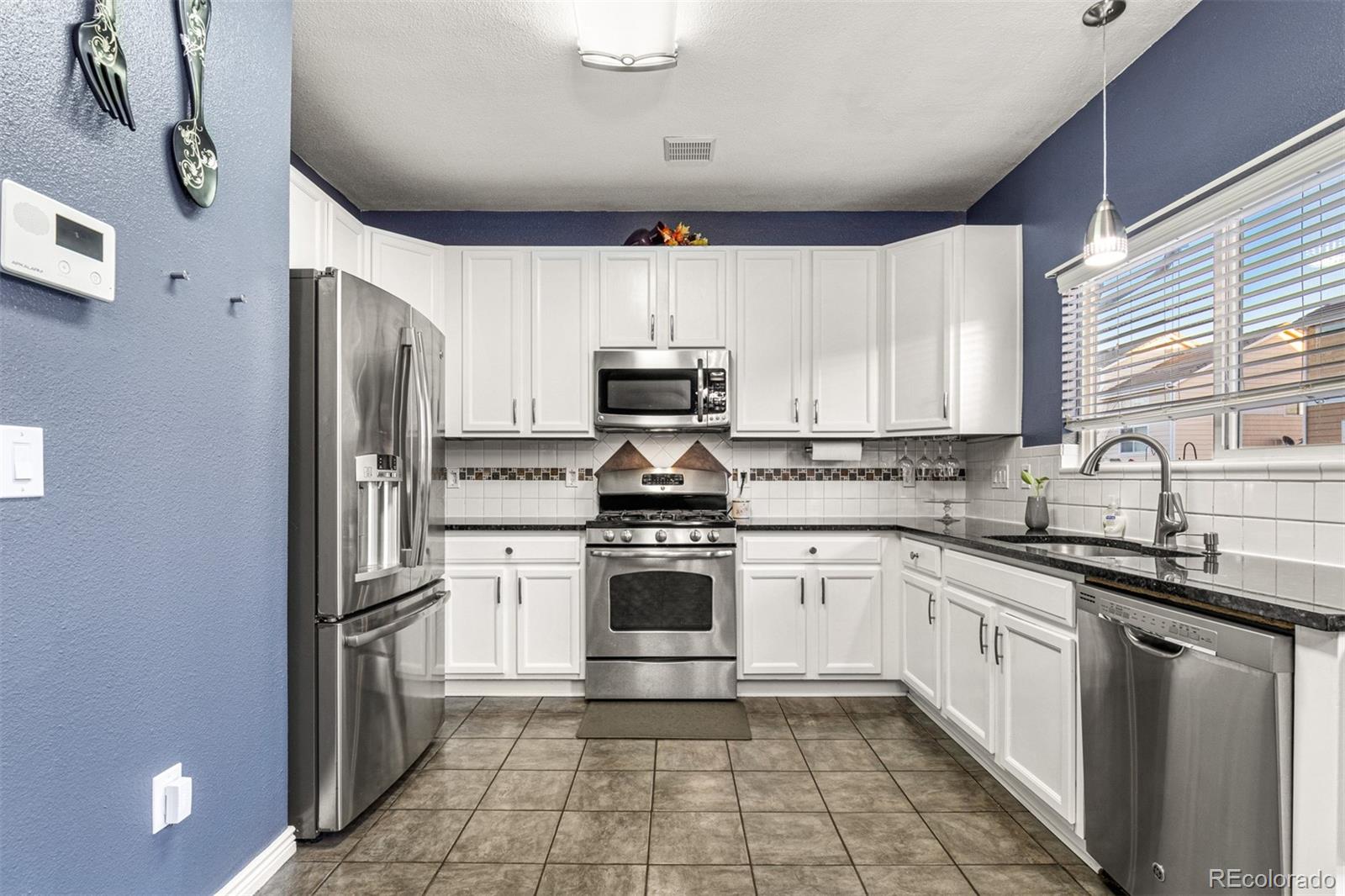 MLS Image #14 for 19688 e 58th place,aurora, Colorado