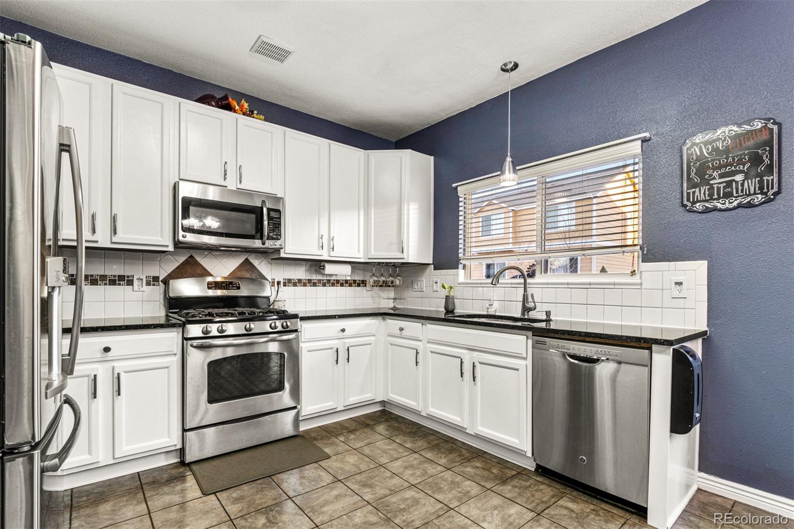 MLS Image #15 for 19688 e 58th place,aurora, Colorado
