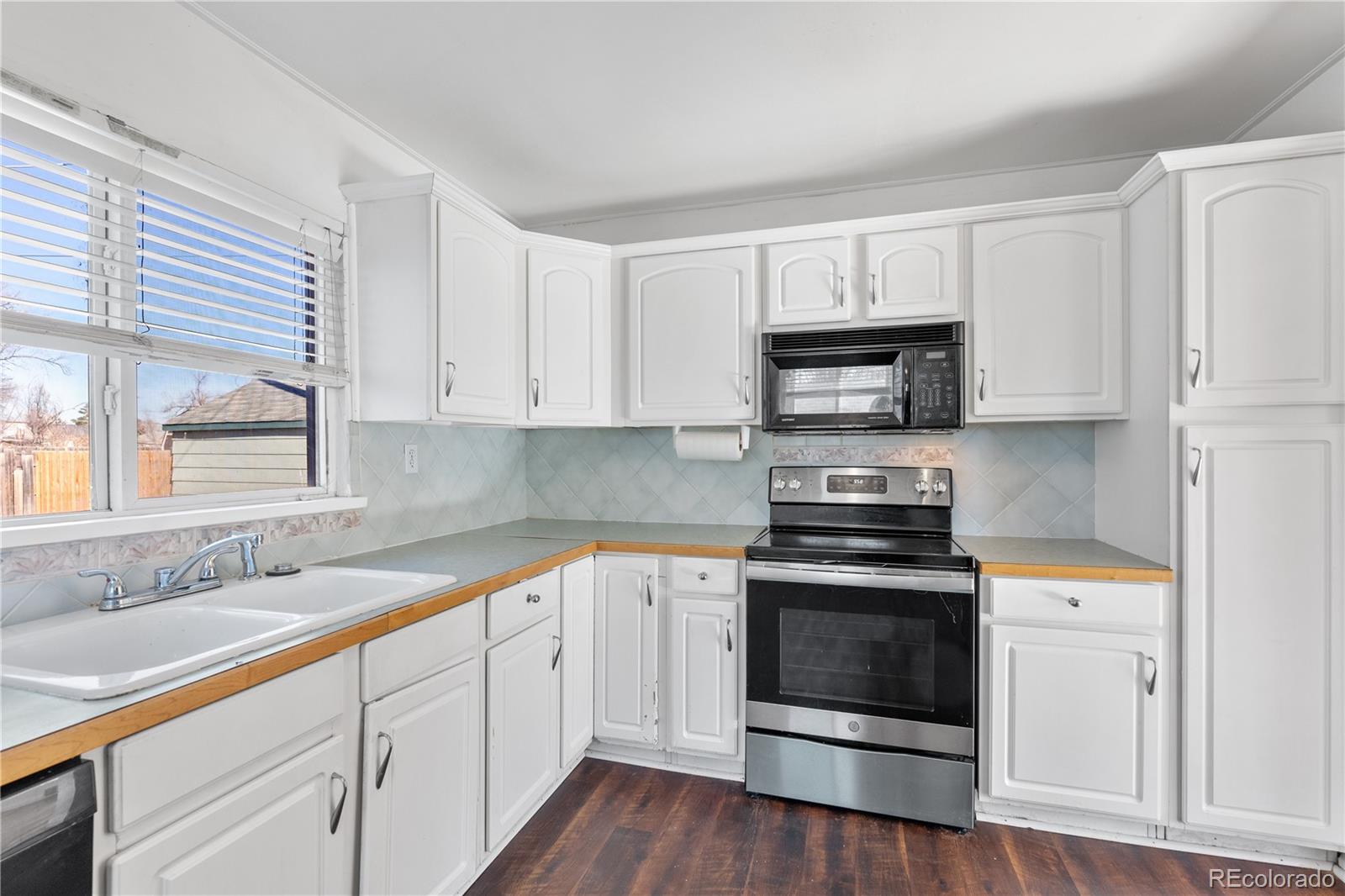 MLS Image #7 for 1215  33rd street,evans, Colorado