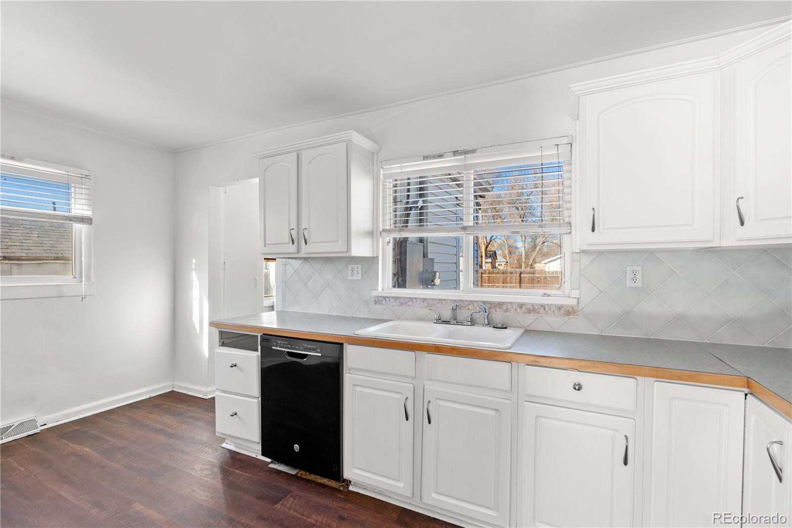 MLS Image #8 for 1215  33rd street,evans, Colorado