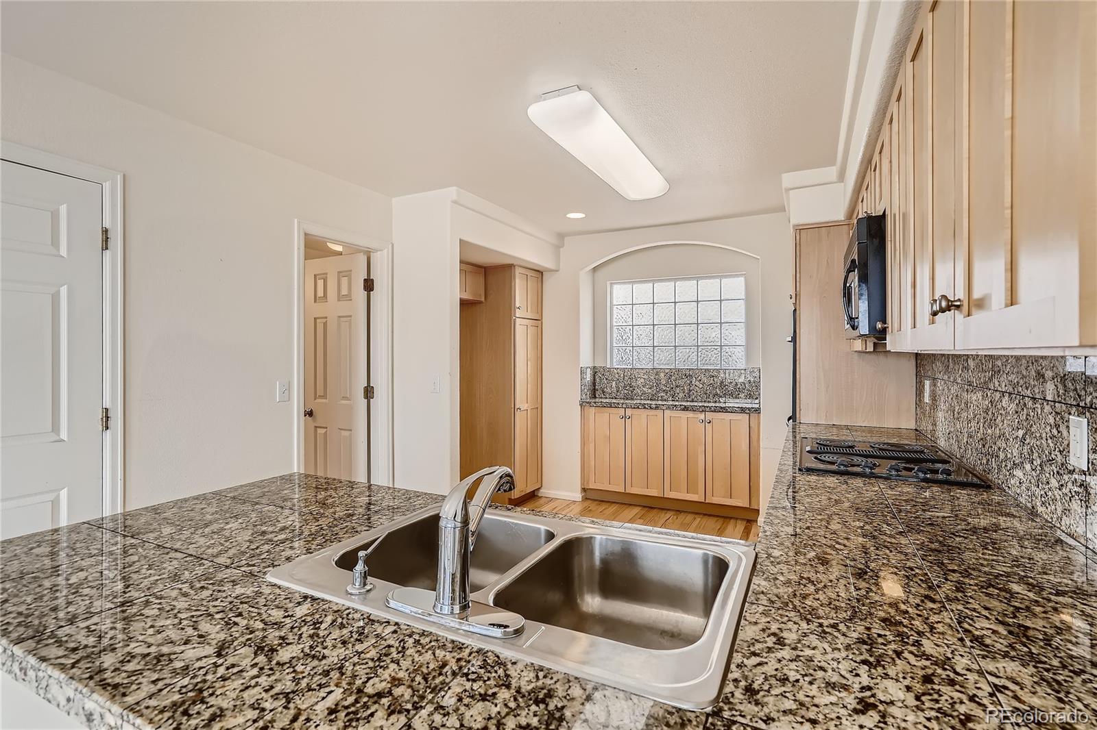 MLS Image #11 for 4925  spyglass drive,broomfield, Colorado