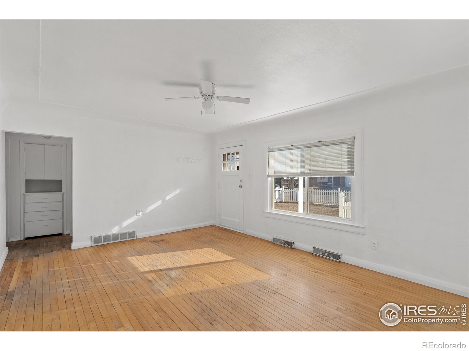 MLS Image #4 for 1215  33rd street,evans, Colorado