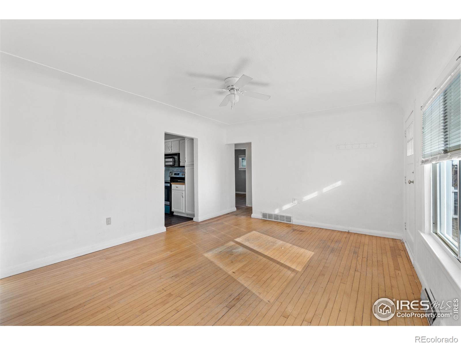 MLS Image #5 for 1215  33rd street,evans, Colorado
