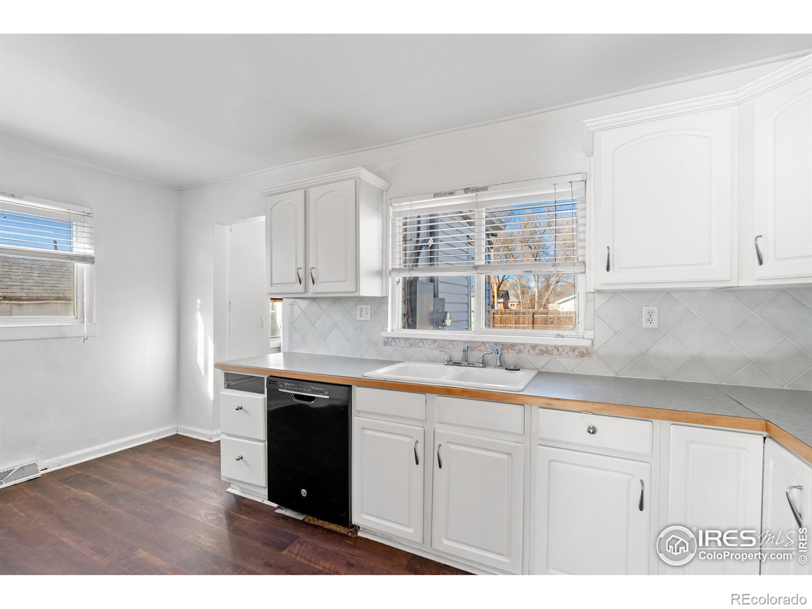 MLS Image #8 for 1215  33rd street,evans, Colorado