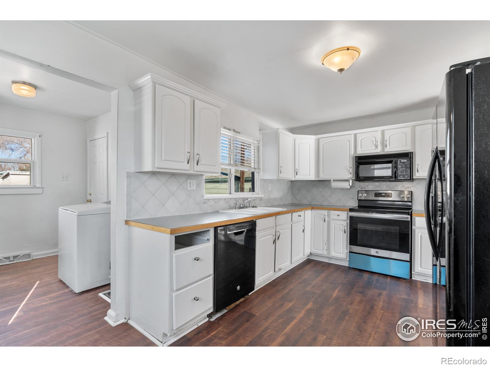 MLS Image #9 for 1215  33rd street,evans, Colorado