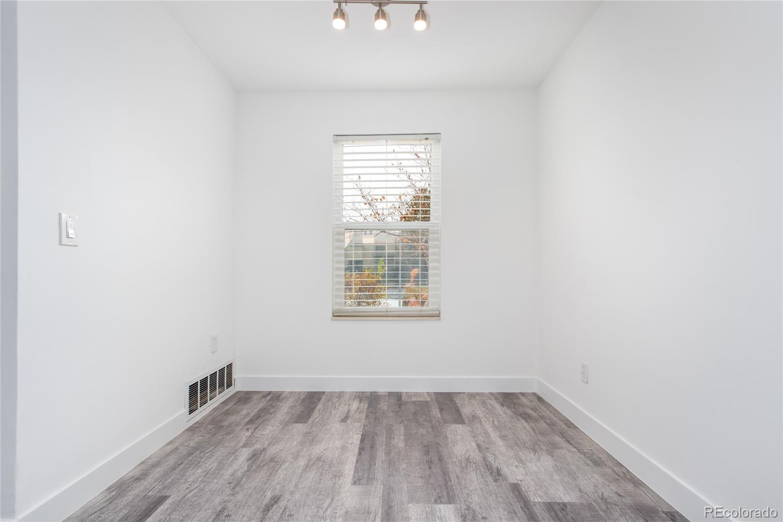 MLS Image #9 for 7395 e eastman avenue,denver, Colorado