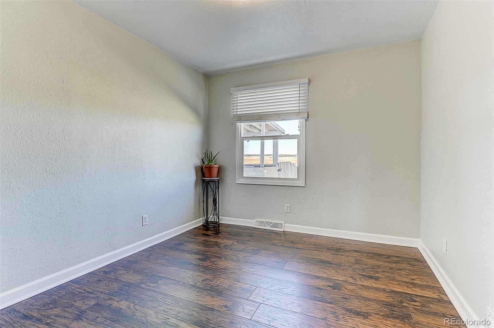 MLS Image #12 for 21995  way of peace ,deer trail, Colorado