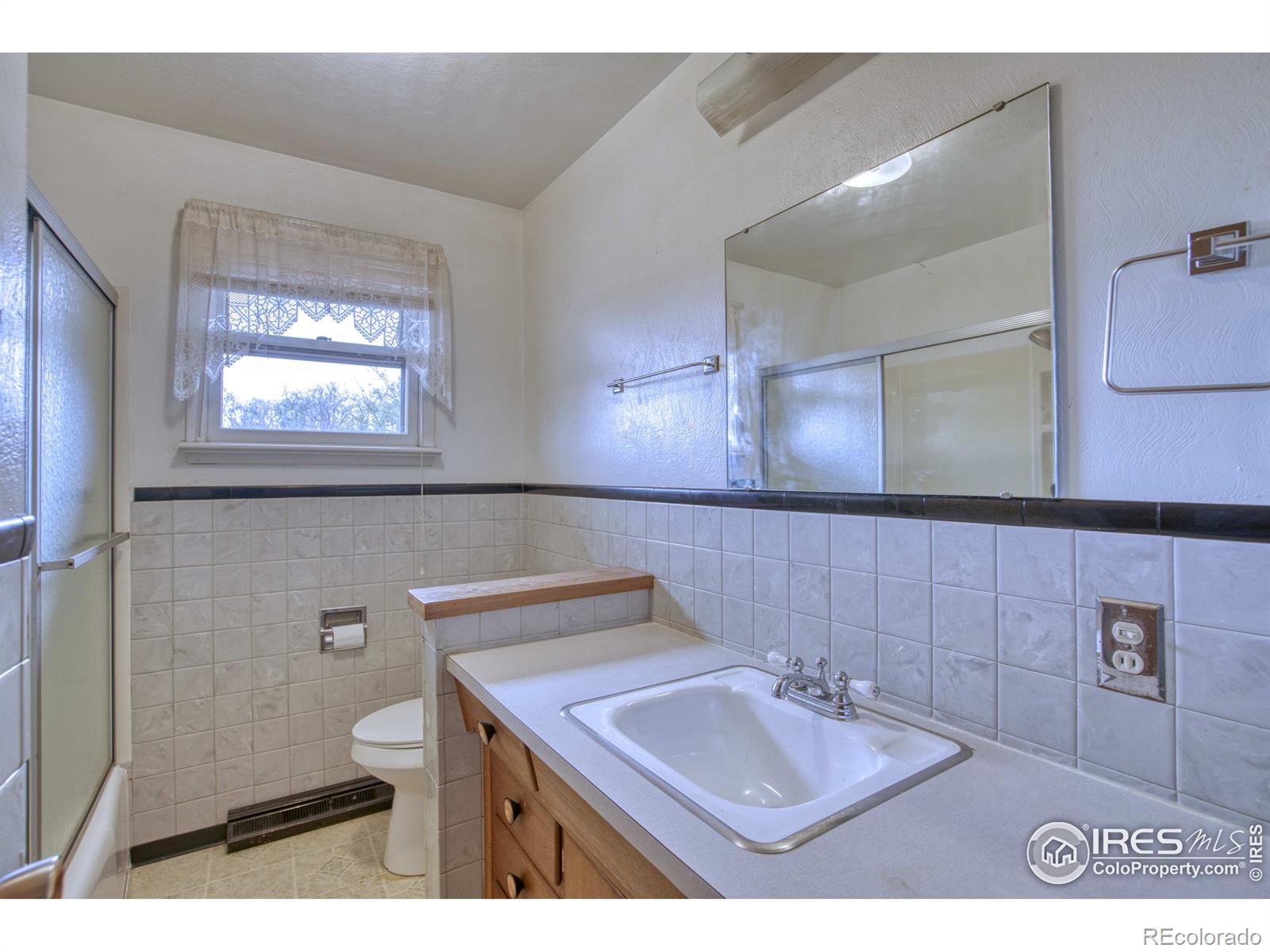 MLS Image #20 for 1212  francis street,longmont, Colorado