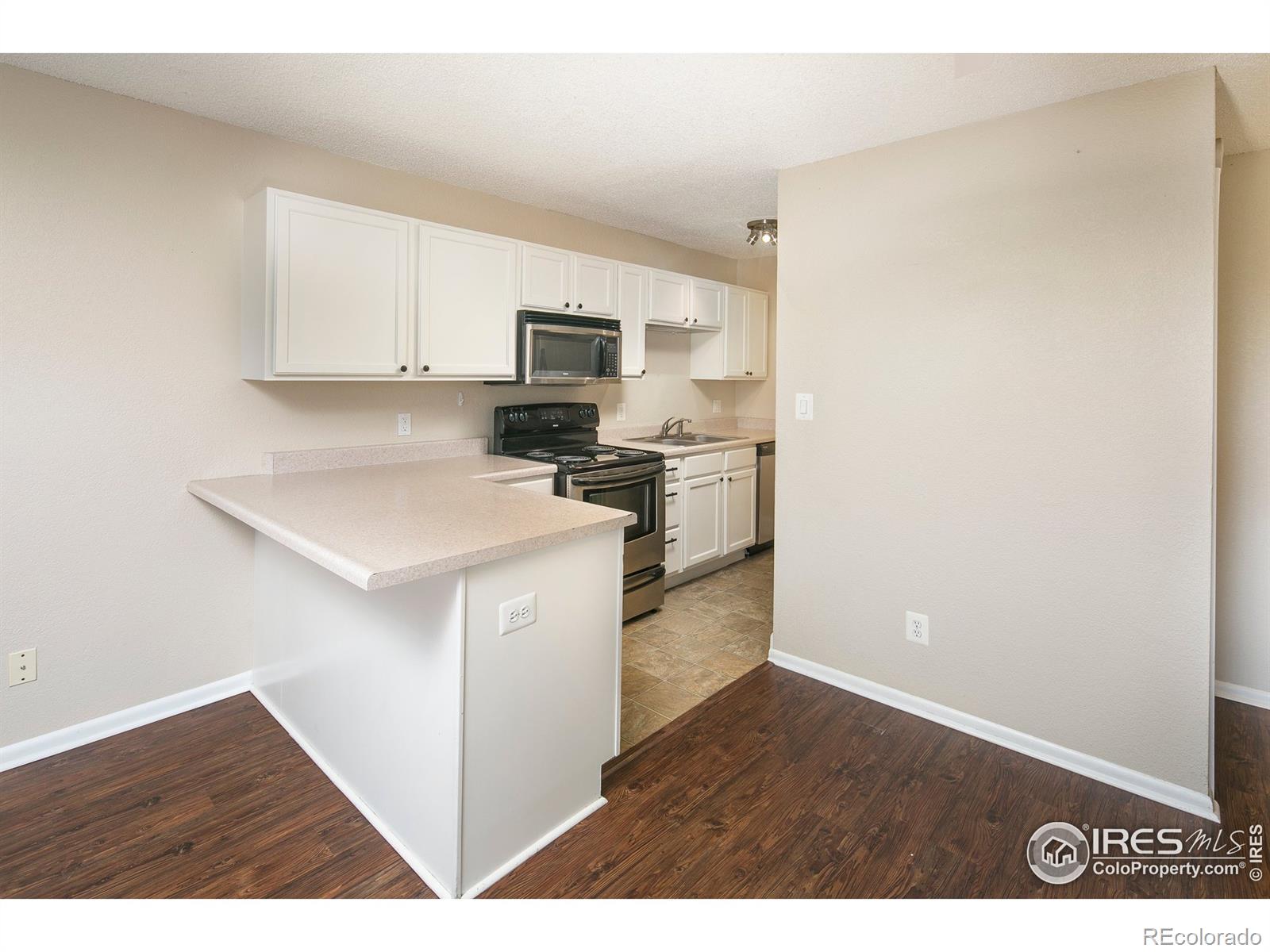 MLS Image #6 for 857 s van gordon court,lakewood, Colorado