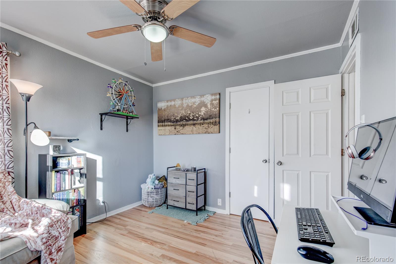 MLS Image #15 for 2095 s knox court,denver, Colorado