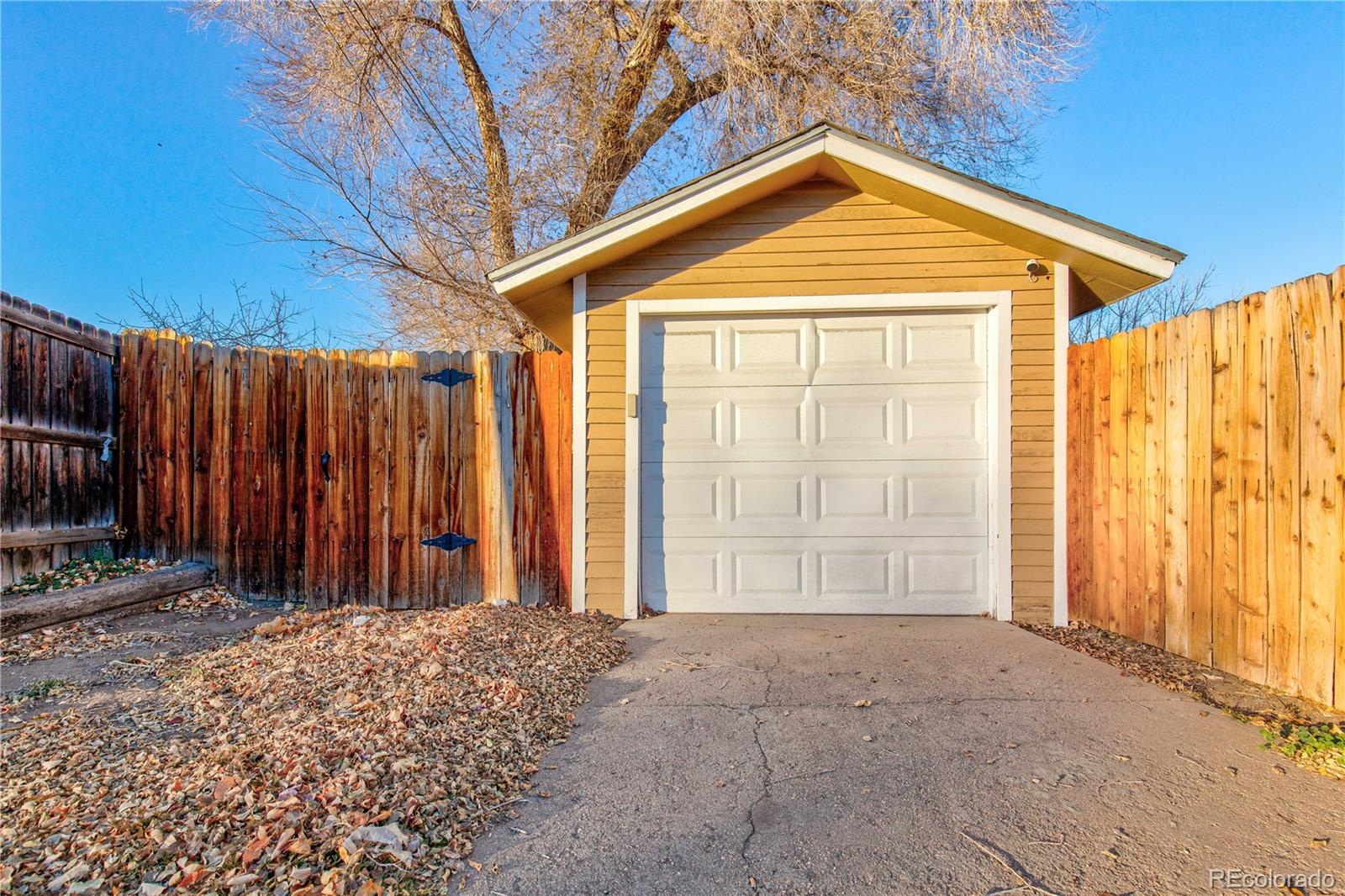 MLS Image #24 for 2095 s knox court,denver, Colorado