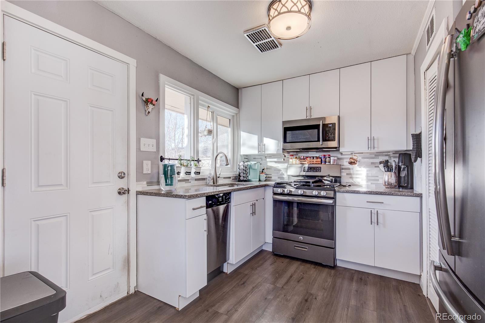 MLS Image #9 for 2095 s knox court,denver, Colorado