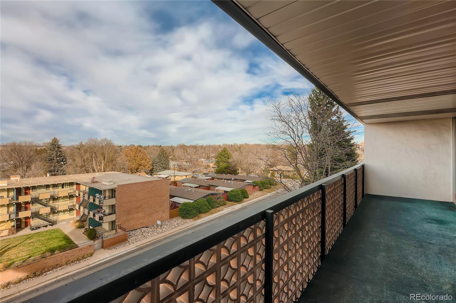 MLS Image #13 for 4570 e yale avenue,denver, Colorado
