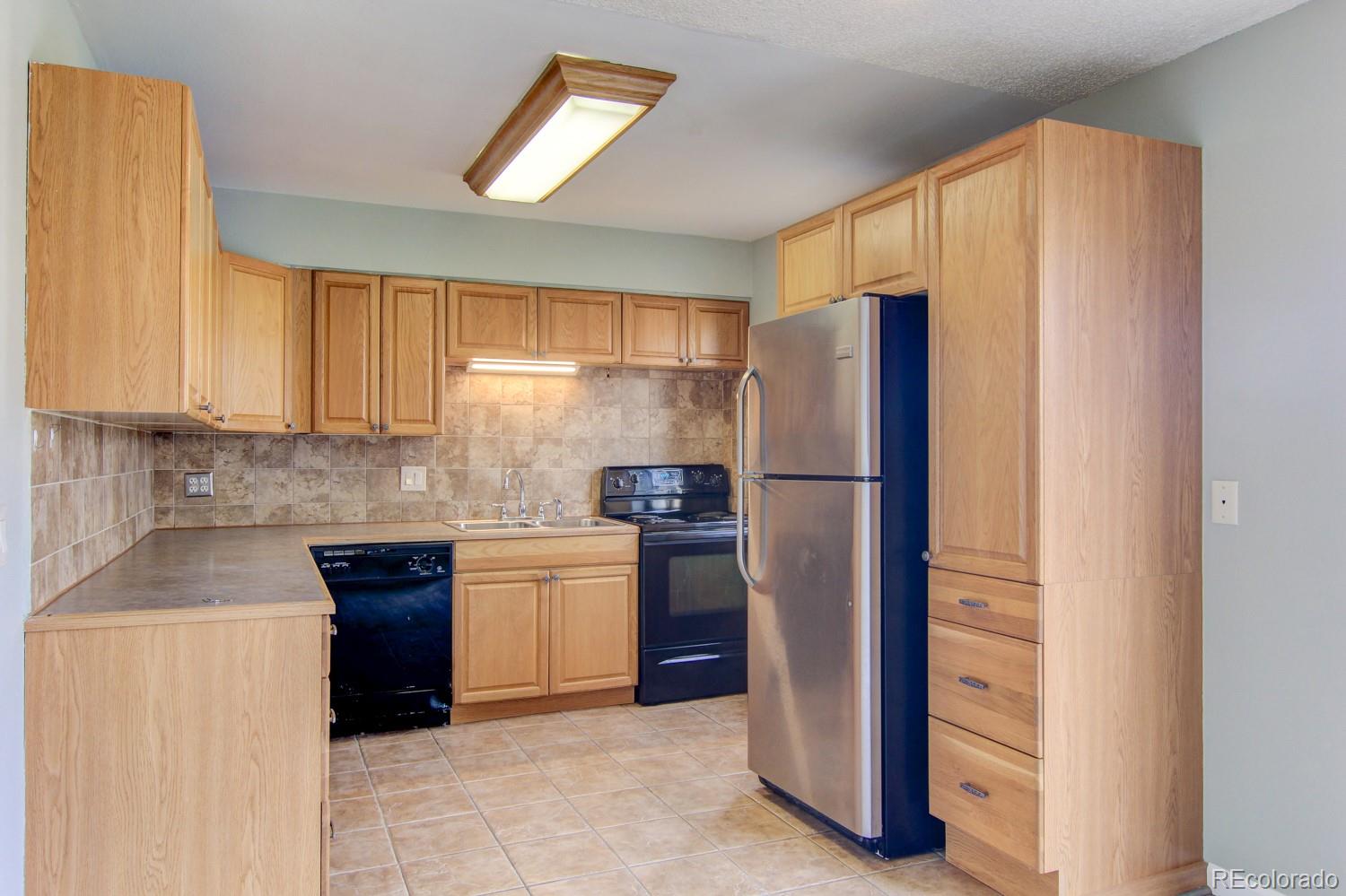 MLS Image #6 for 12227 e ford avenue,aurora, Colorado