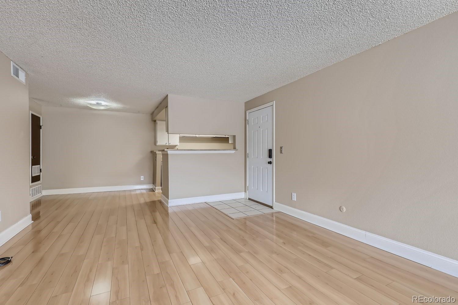 MLS Image #6 for 14161 e jewell avenue,aurora, Colorado