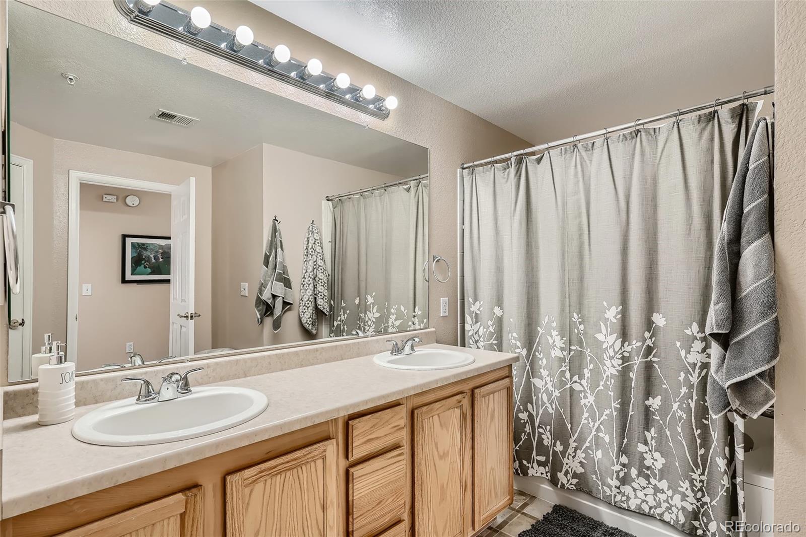 MLS Image #13 for 7440 s blackhawk street,englewood, Colorado
