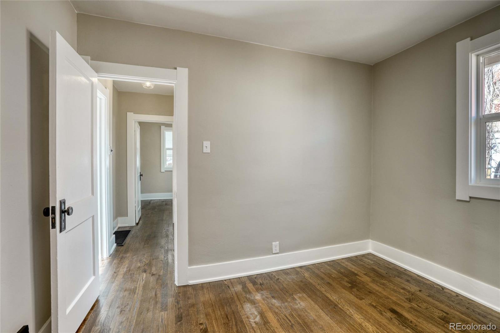 MLS Image #14 for 3201 n fillmore street,denver, Colorado