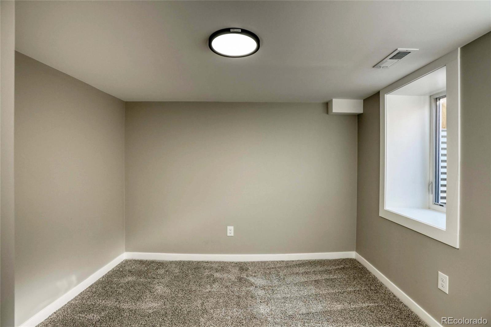 MLS Image #23 for 3201 n fillmore street,denver, Colorado