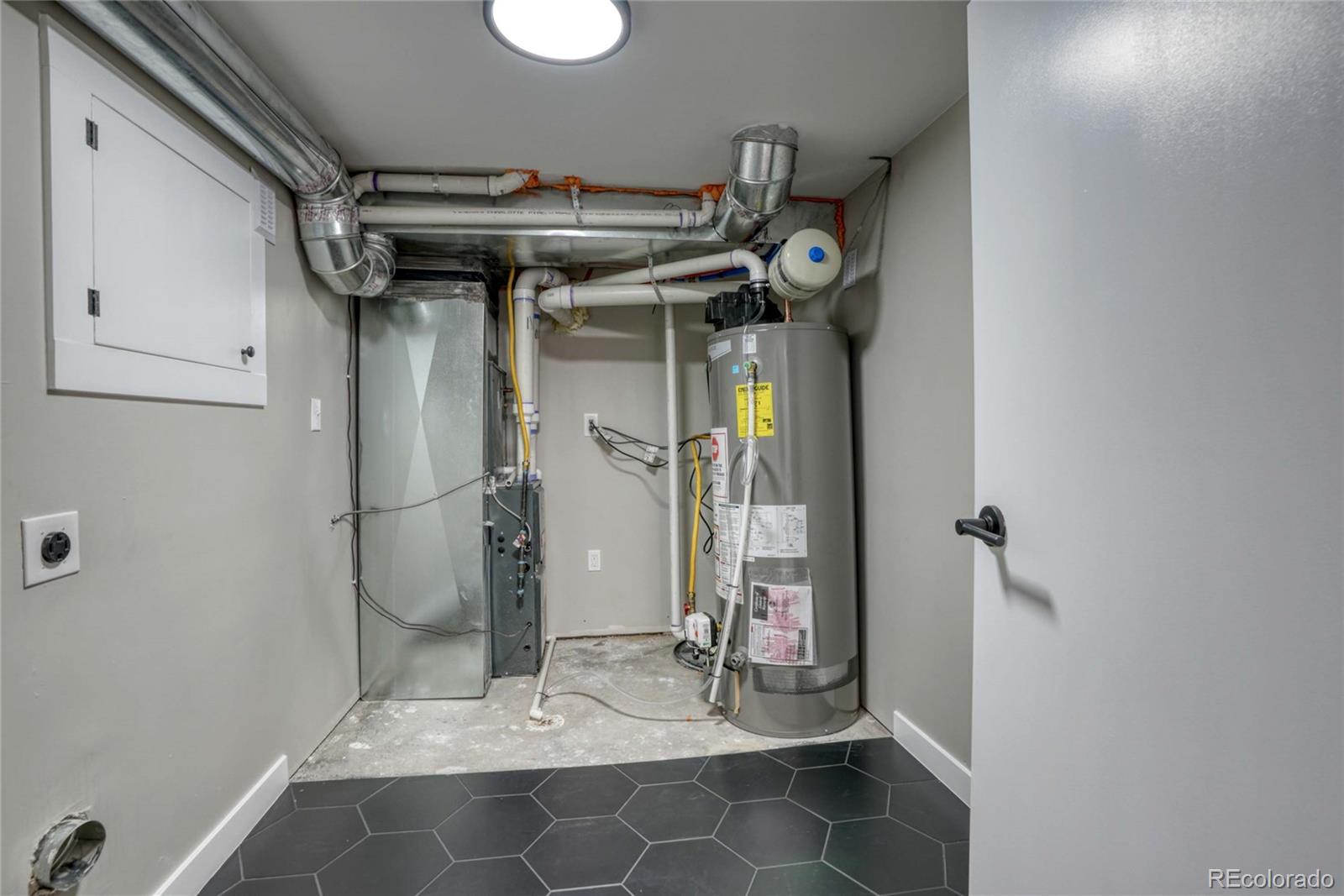 MLS Image #25 for 3201 n fillmore street,denver, Colorado