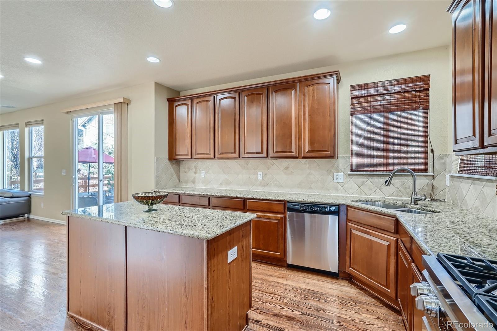 MLS Image #12 for 13255  elk mountain way,broomfield, Colorado