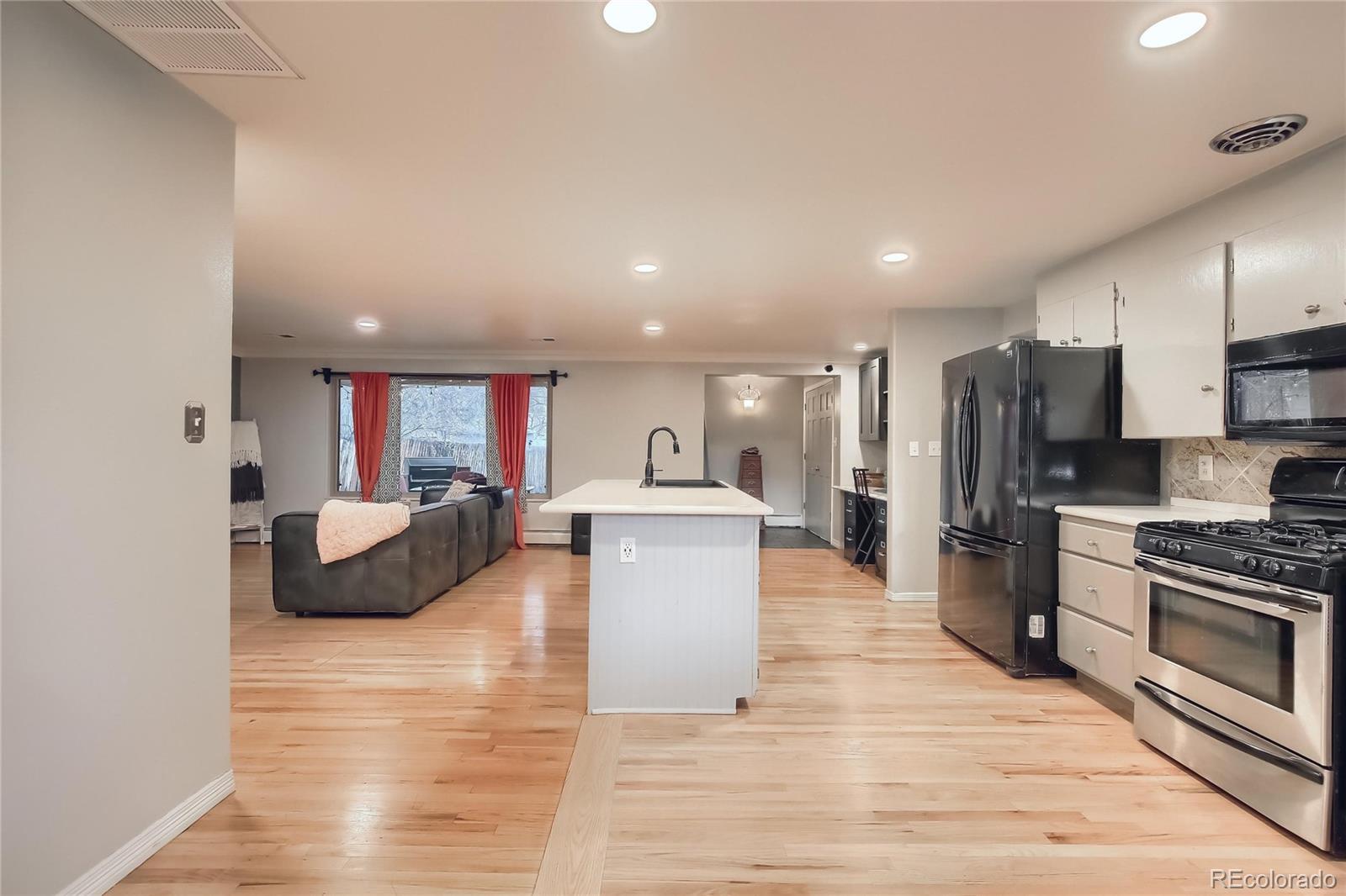 MLS Image #2 for 840  brentwood street,lakewood, Colorado