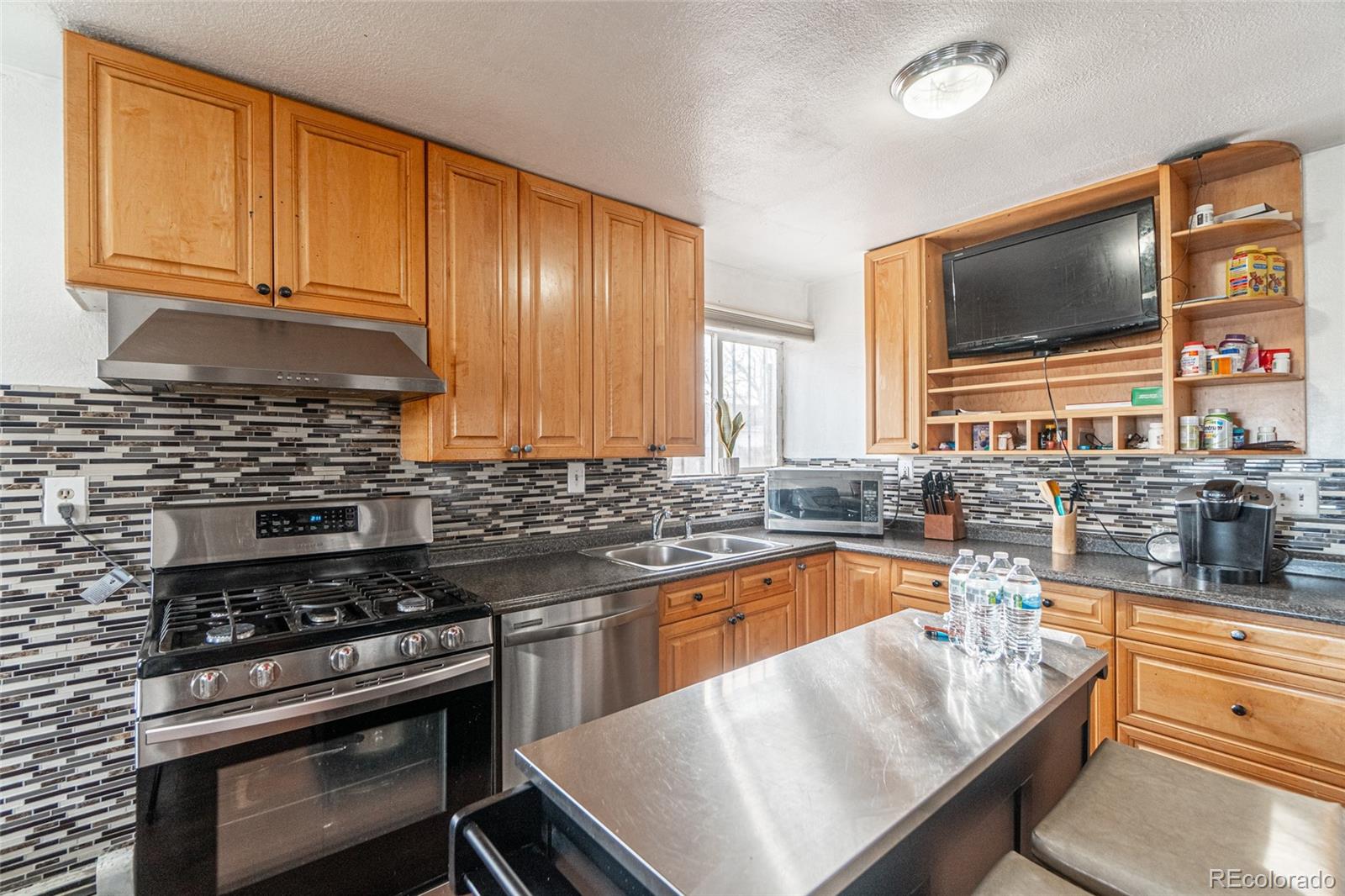 MLS Image #4 for 5829  magnolia street,commerce city, Colorado