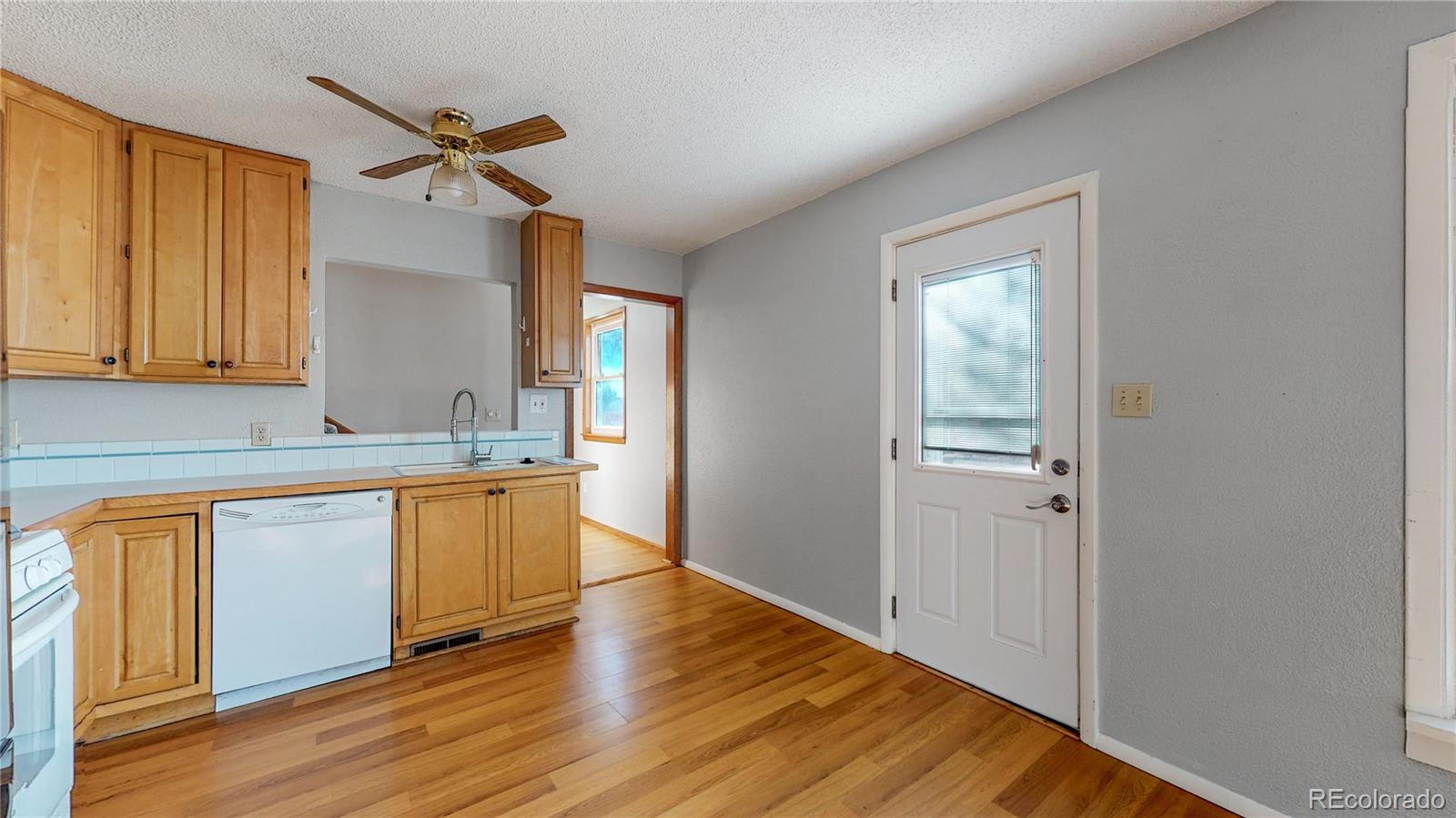 MLS Image #5 for 7902  3rd street,wellington, Colorado