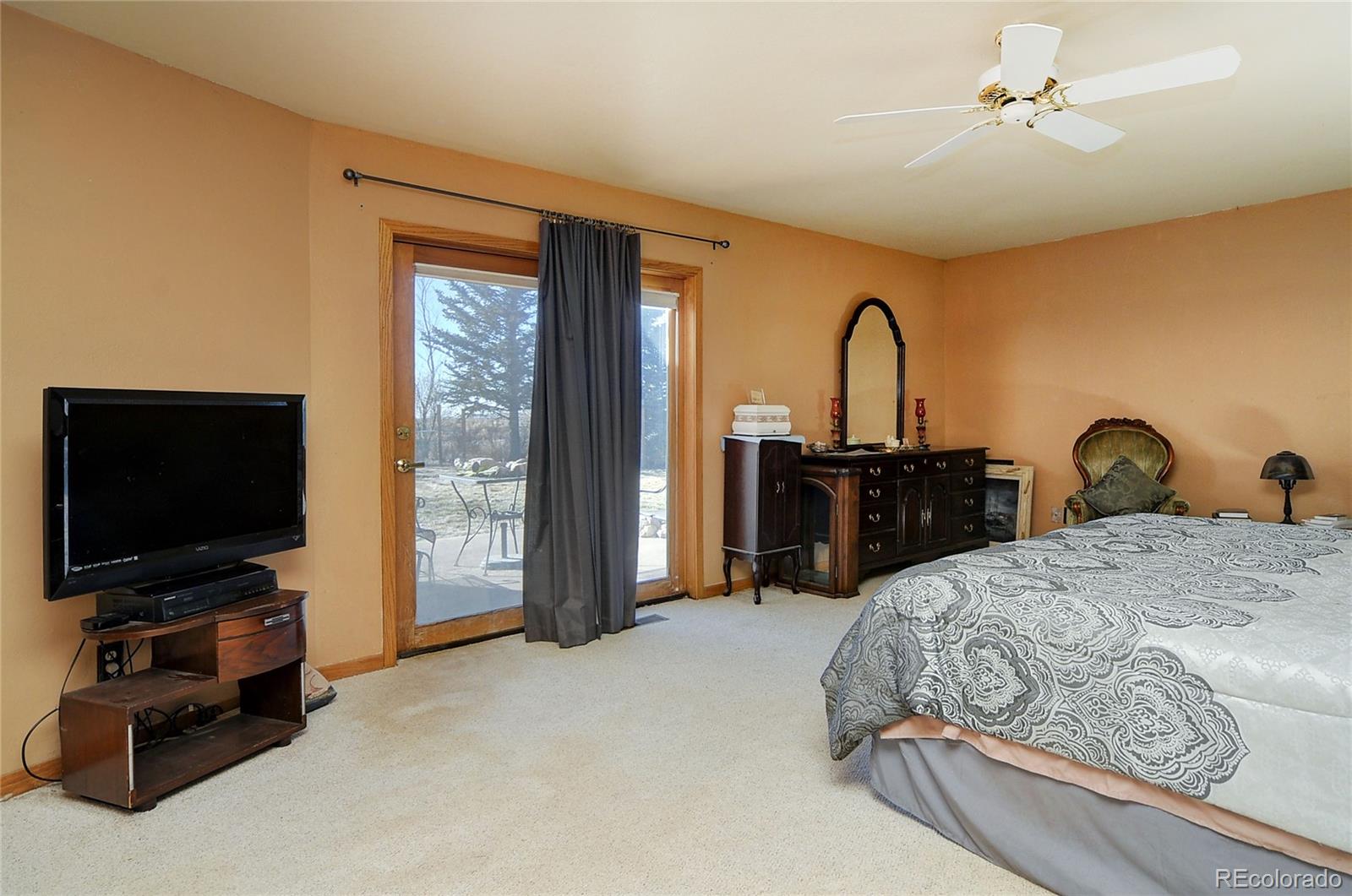 MLS Image #11 for 8092  county road 109 ,mosca, Colorado
