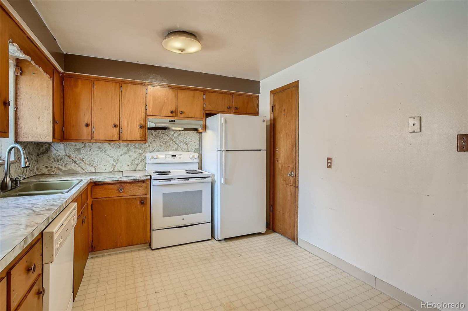 MLS Image #11 for 8497 w 62nd place,arvada, Colorado