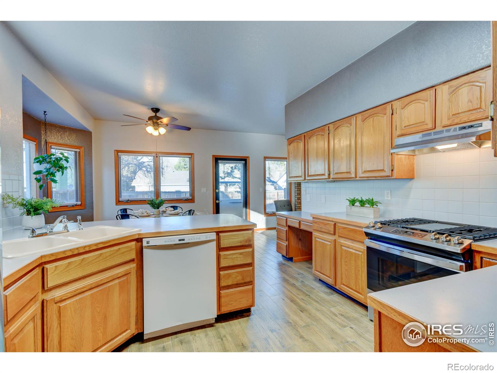 MLS Image #10 for 1424  patterson place,fort collins, Colorado