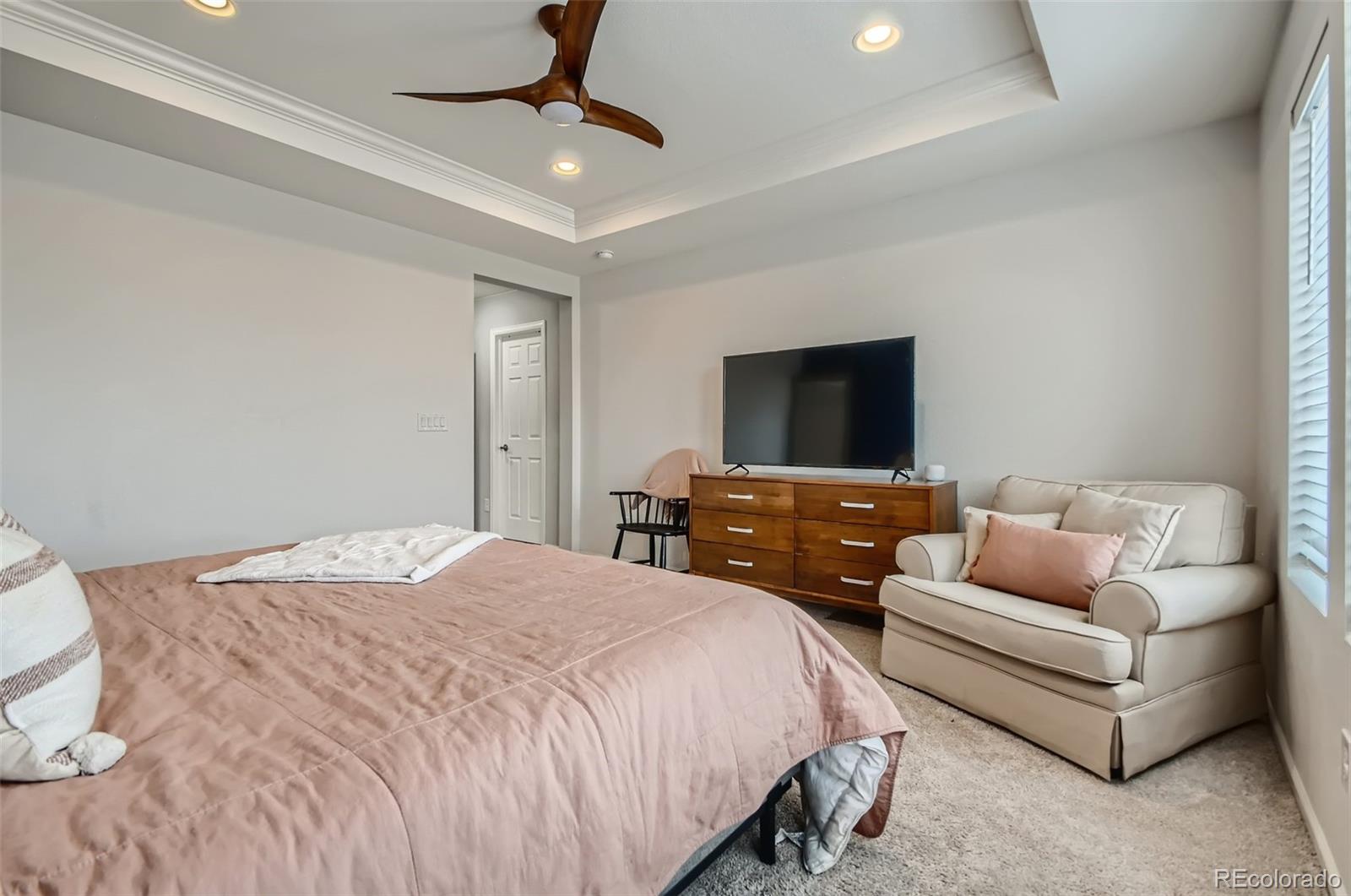 MLS Image #16 for 15842 e warner drive,denver, Colorado