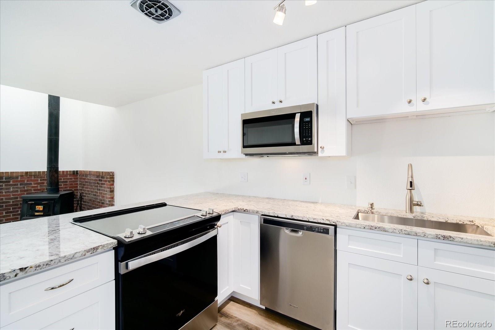 MLS Image #8 for 2245 w vassar avenue,englewood, Colorado
