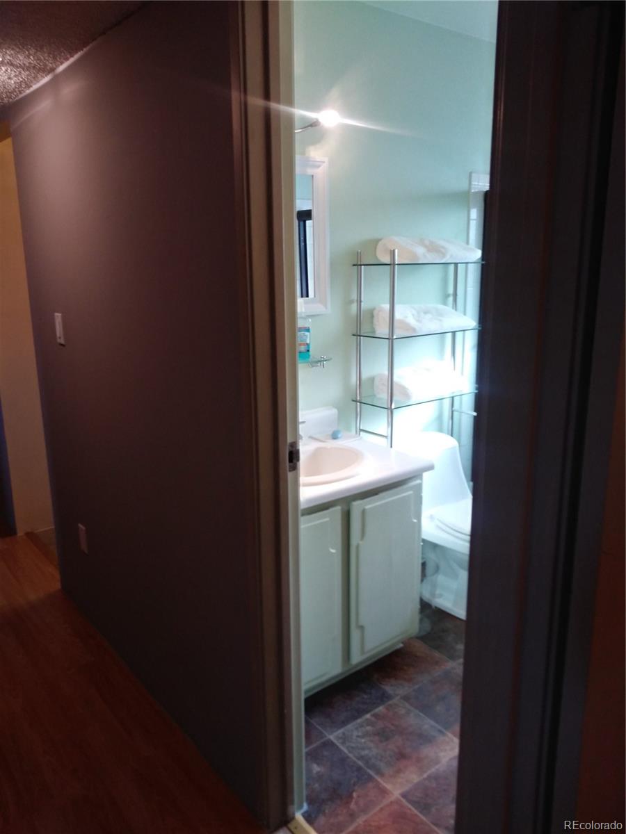 MLS Image #14 for 6800 e tennessee avenue,denver, Colorado