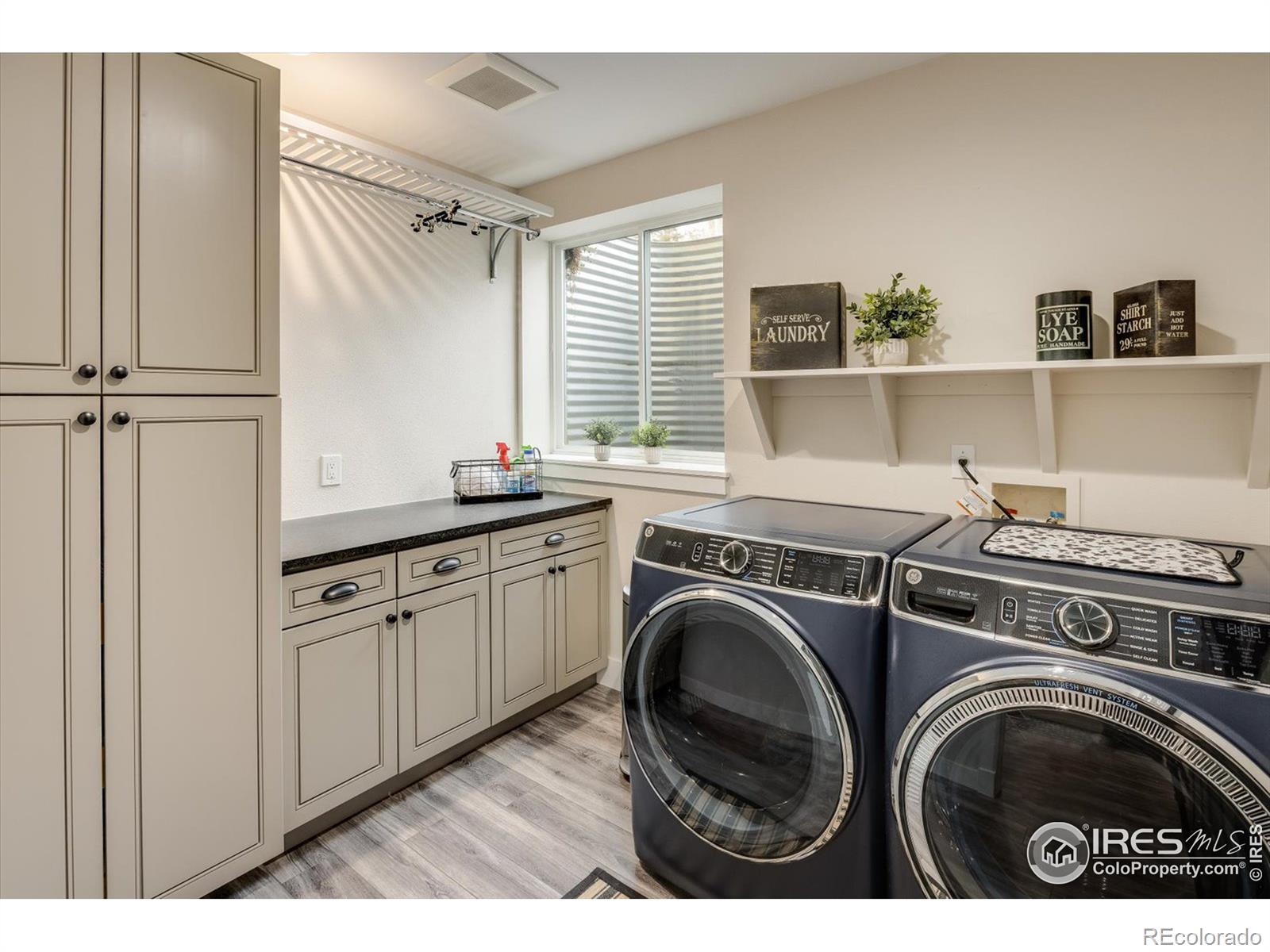 MLS Image #29 for 115 w pine street,louisville, Colorado
