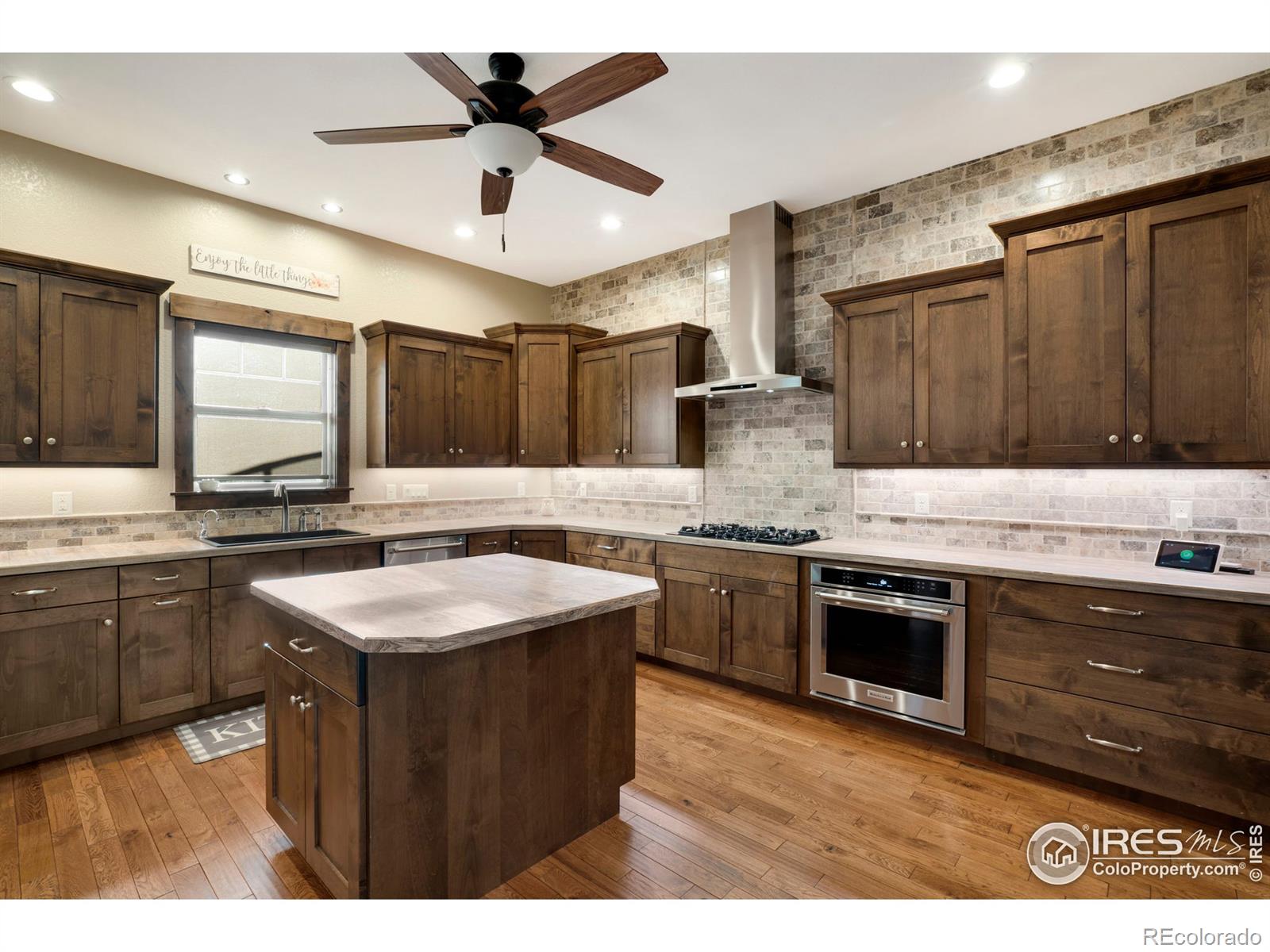 MLS Image #10 for 608  riverside court,greeley, Colorado